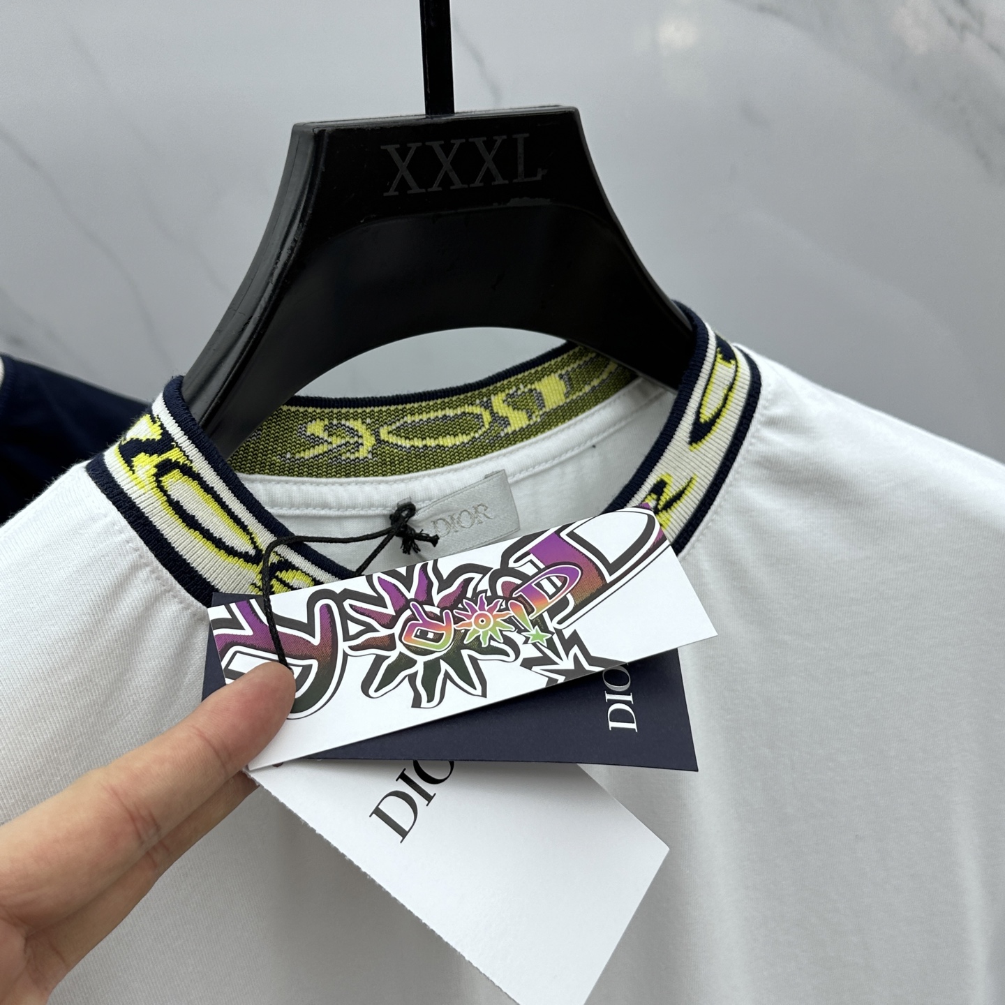  🆕Dior*迪奥 2025新款 联名Hlton白色短袖T恤，2025秋季限定款，男女同款，纯棉平纹针织