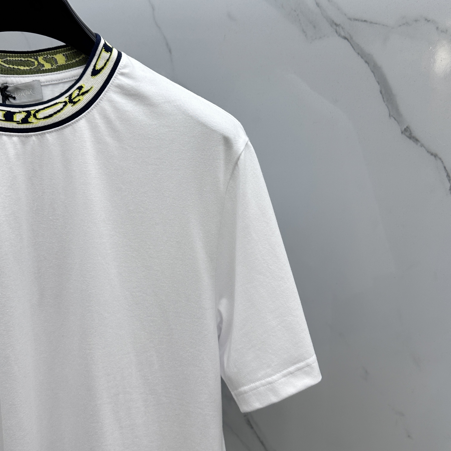  🆕Dior*迪奥 2025新款 联名Hlton白色短袖T恤，2025秋季限定款，男女同款，纯棉平纹针织