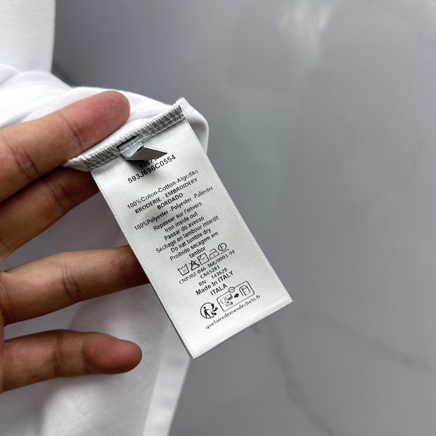  🆕Dior*迪奥 2025新款 联名Hlton白色短袖T恤，2025秋季限定款，男女同款，纯棉平纹针织