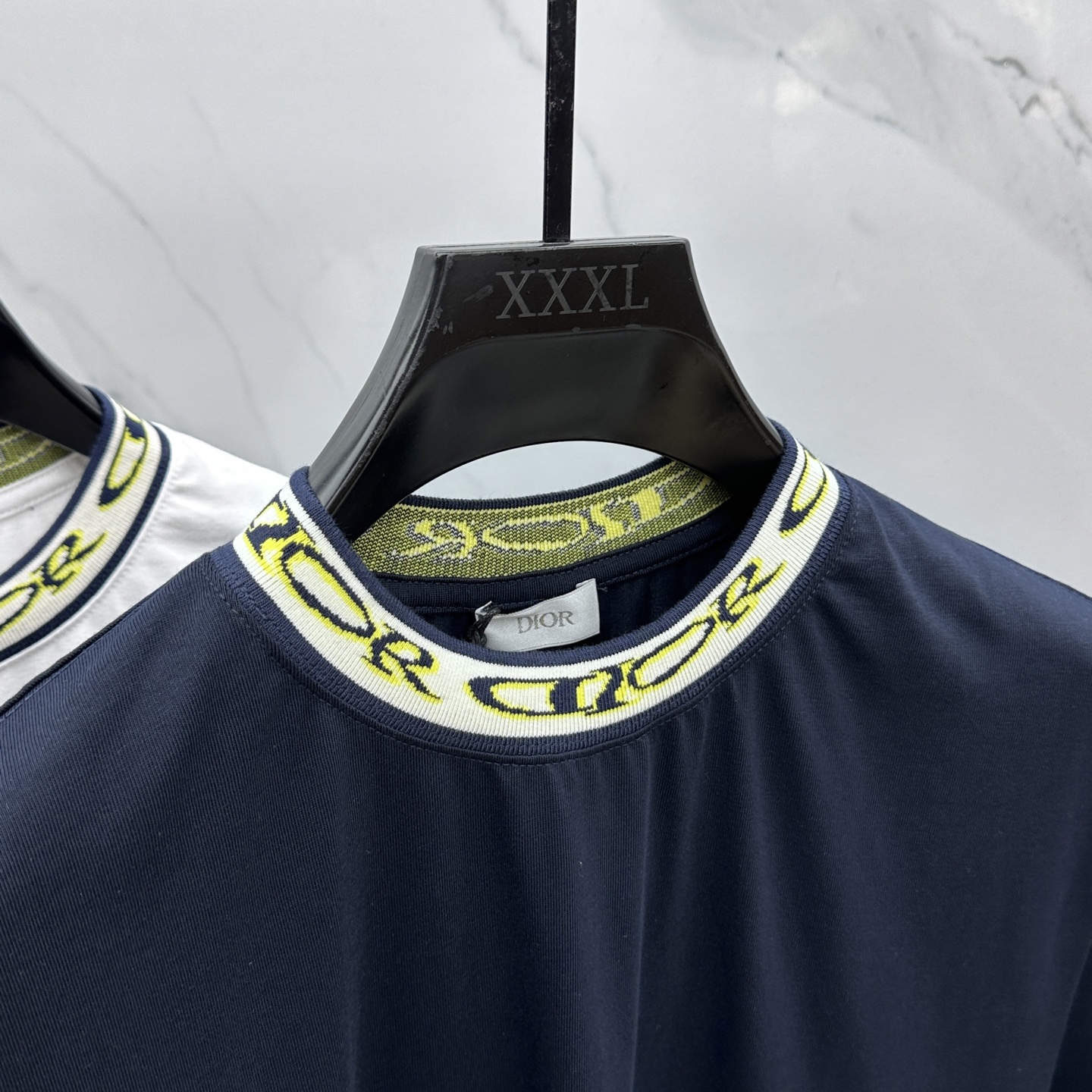  🆕Dior*迪奥 2025新款 联名Hlton白色短袖T恤，2025秋季限定款，男女同款，纯棉平纹针织