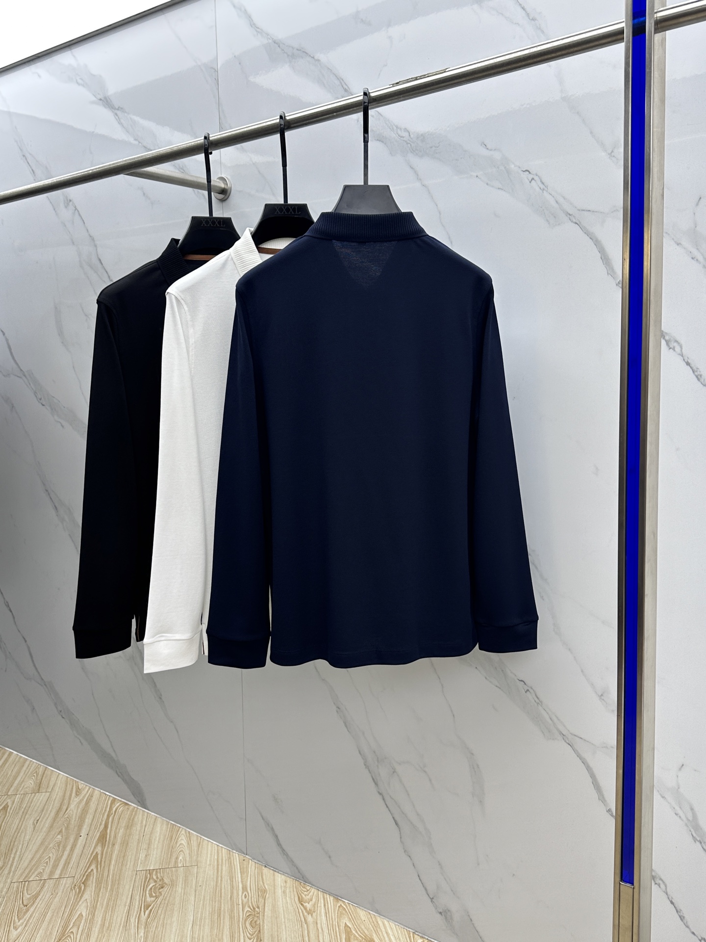 Men's Classic Fit Short Sleeve Polo Shirt with Subtle Logo Detail 10 i1753632600518 876 0 8