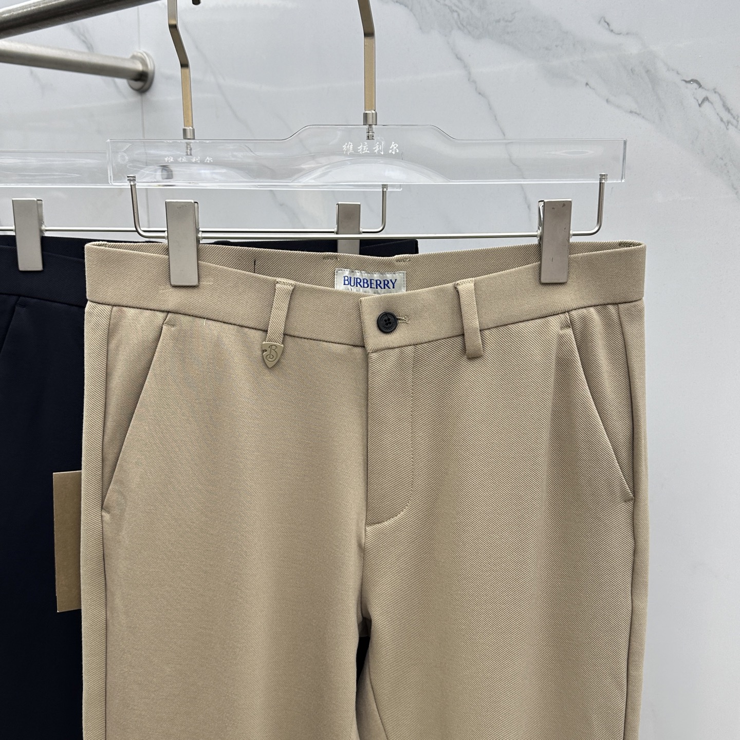 🆕Burberry*巴宝莉 2025早秋新品休闲裤西裤，官网同步发售，裤身工艺设计，进口客供辅料、面料定