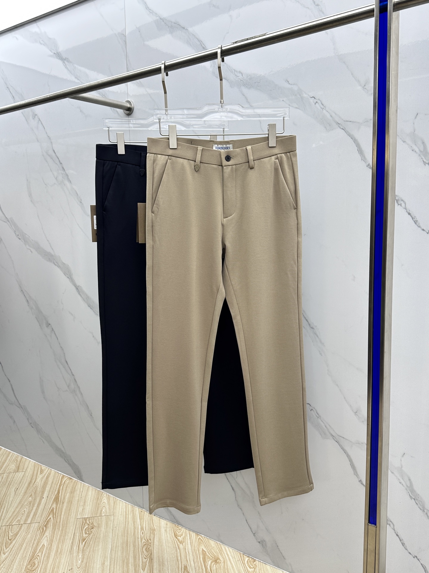 🆕Burberry*巴宝莉 2025早秋新品休闲裤西裤，官网同步发售，裤身工艺设计，进口客供辅料、面料定