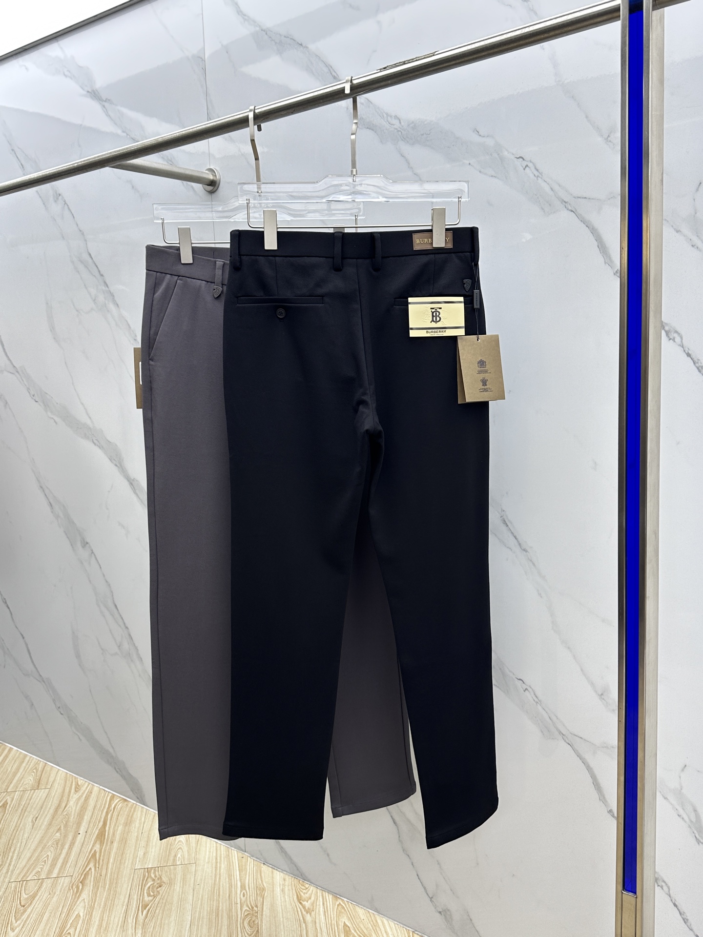 🆕Burberry*巴宝莉 2025早秋新品休闲裤西裤，官网同步发售，裤身工艺设计，进口客供辅料、面料定