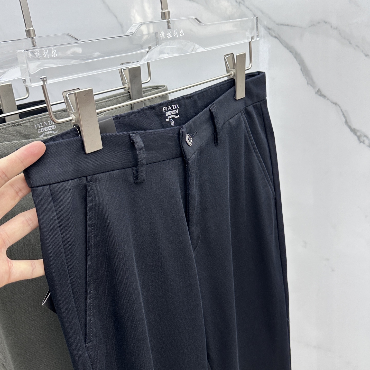 🆕Prad*普拉达 2025早秋新品休闲裤西裤，官网同步发售，裤身工艺设计，进口客供辅料、面料定制，代工