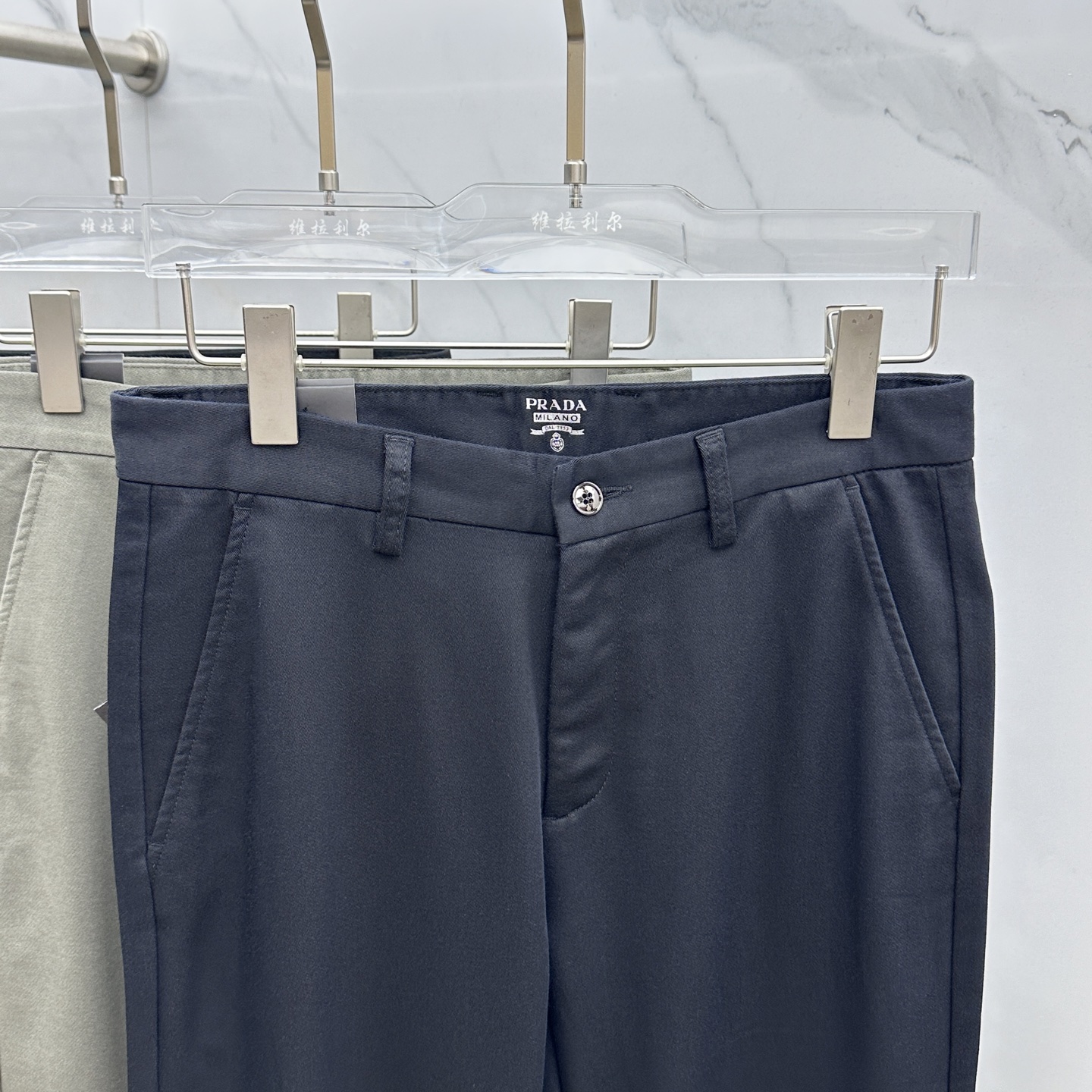 🆕Prad*普拉达 2025早秋新品休闲裤西裤，官网同步发售，裤身工艺设计，进口客供辅料、面料定制，代工