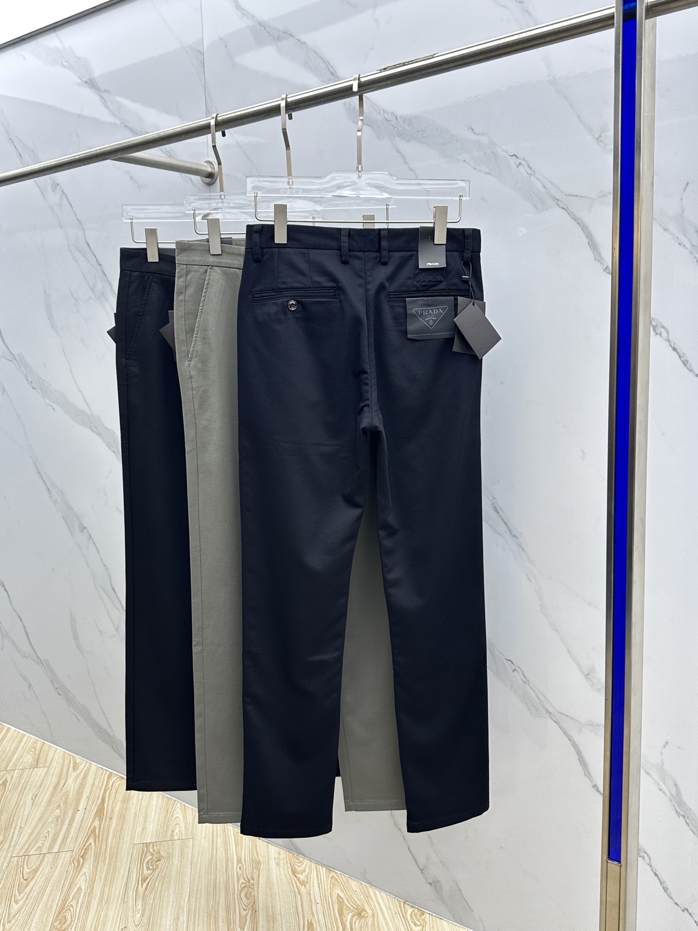 🆕Prad*普拉达 2025早秋新品休闲裤西裤，官网同步发售，裤身工艺设计，进口客供辅料、面料定制，代工