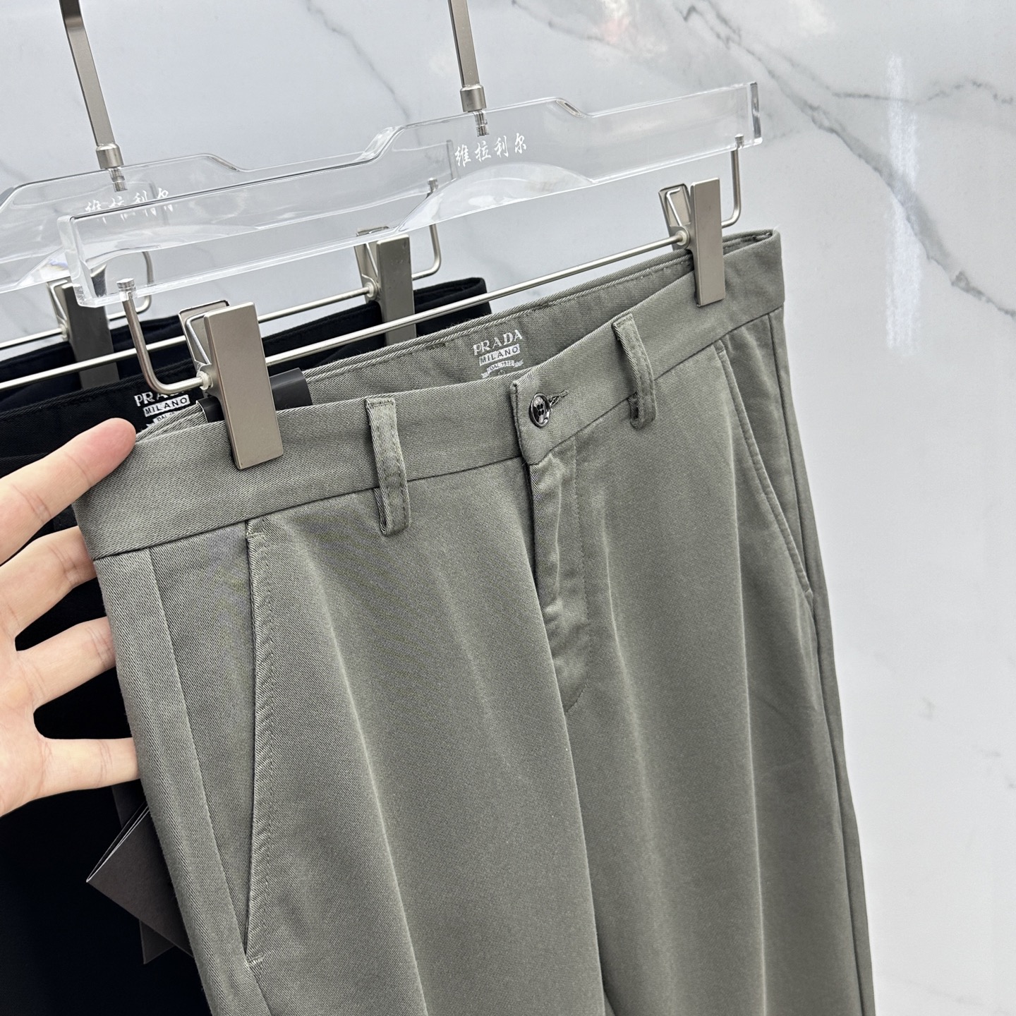 🆕Prad*普拉达 2025早秋新品休闲裤西裤，官网同步发售，裤身工艺设计，进口客供辅料、面料定制，代工