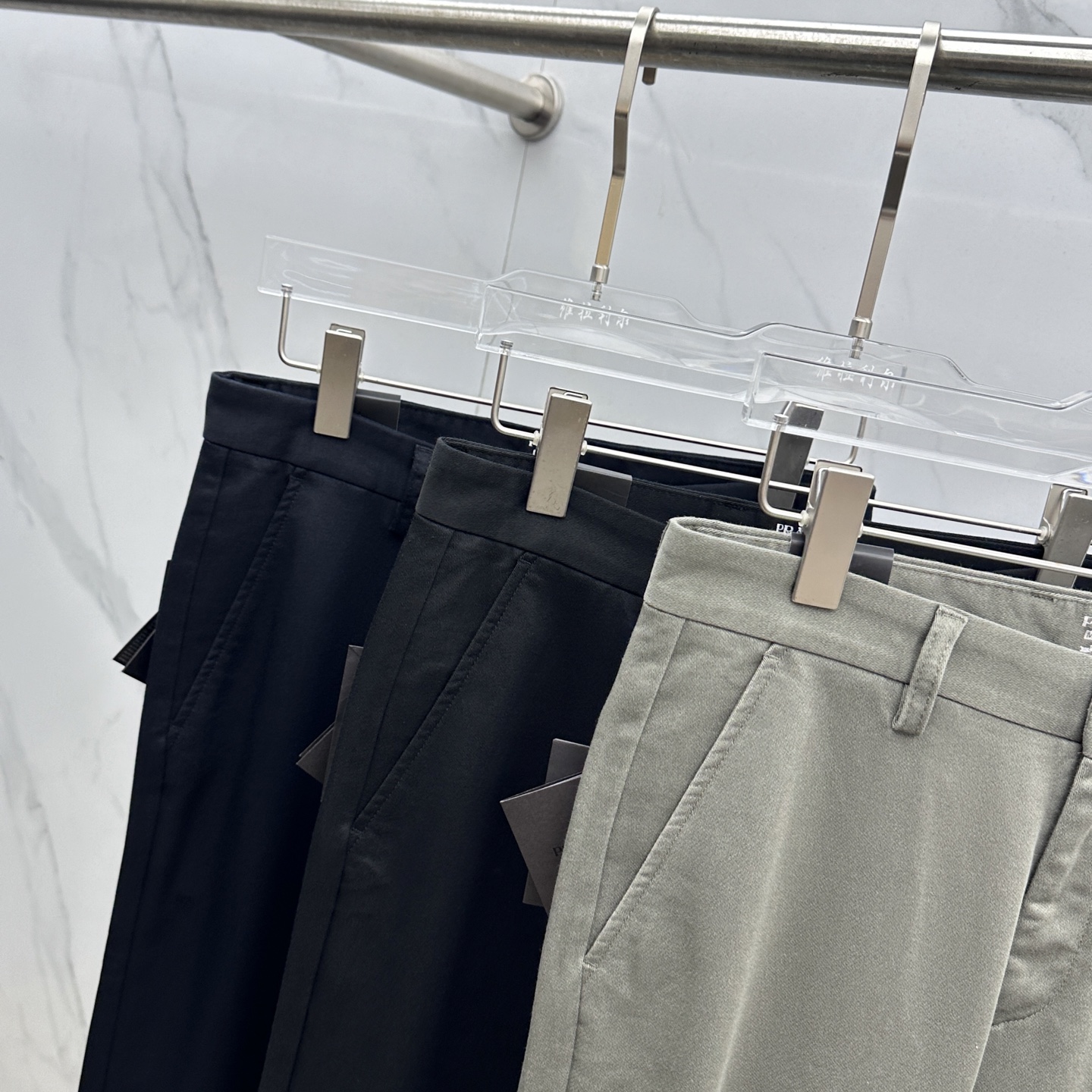 🆕Prad*普拉达 2025早秋新品休闲裤西裤，官网同步发售，裤身工艺设计，进口客供辅料、面料定制，代工