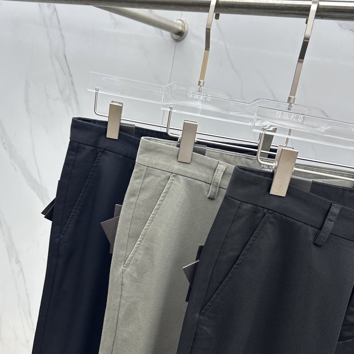 🆕Prad*普拉达 2025早秋新品休闲裤西裤，官网同步发售，裤身工艺设计，进口客供辅料、面料定制，代工