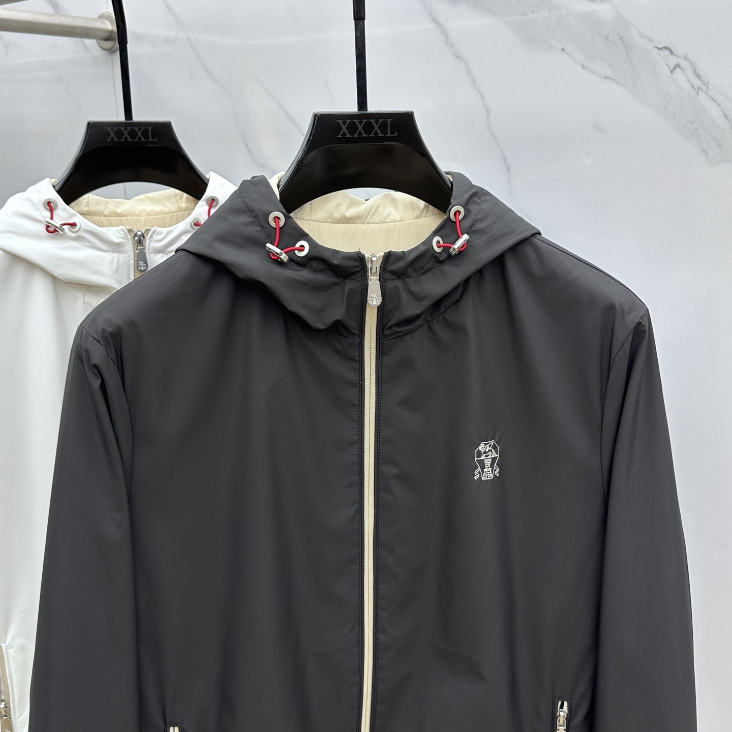 。 🆕BC 2025ss早秋新款 BC连帽夹克外套，帽不可拆，秋季爆款外套，颗粒绒面料穿上就是舒适自在又