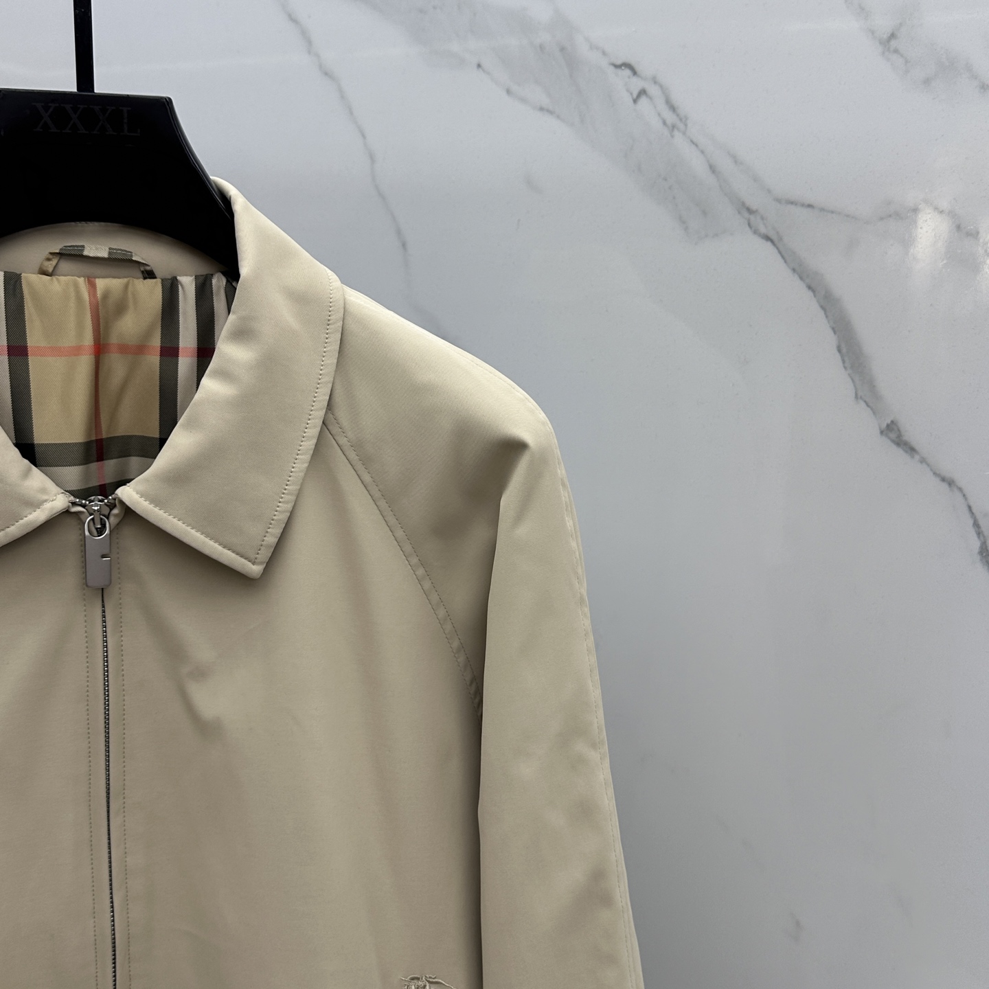 🆕Burberry*巴宝莉 2025ss早秋新款 巴宝莉翻领夹克外套，秋季爆款外套，格子内里，战马刺绣款