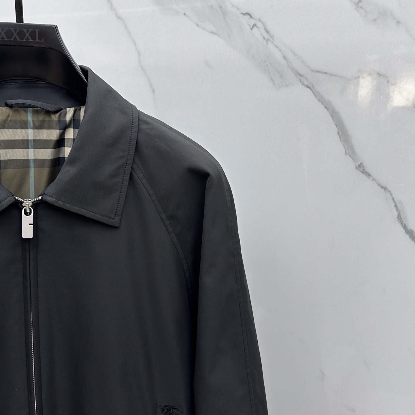 🆕Burberry*巴宝莉 2025ss早秋新款 巴宝莉翻领夹克外套，秋季爆款外套，格子内里，战马刺绣款