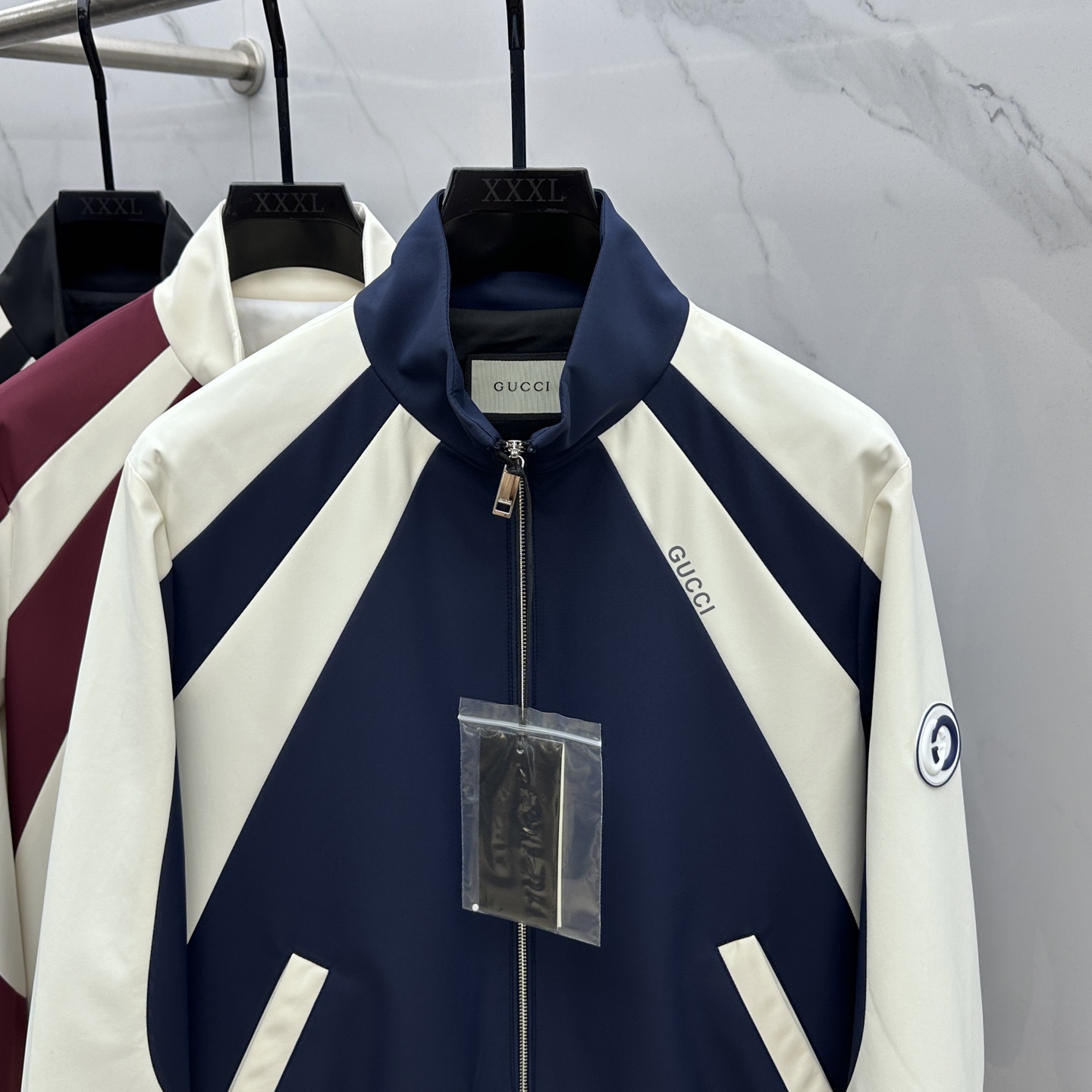 🆕Gucci*古驰 2025ss早秋新款男装 古驰立领夹克外套，logo印花，秋季爆款外套，颗粒绒面料穿