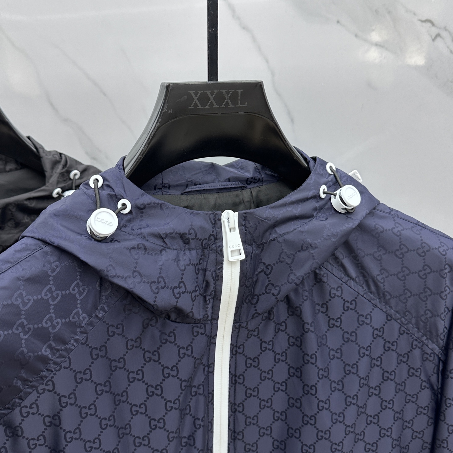 。 🆕Gucci*古驰 2025ss早秋新款古驰连帽夹克外套，双G字母提花面料，秋季爆款外套，穿上就是舒