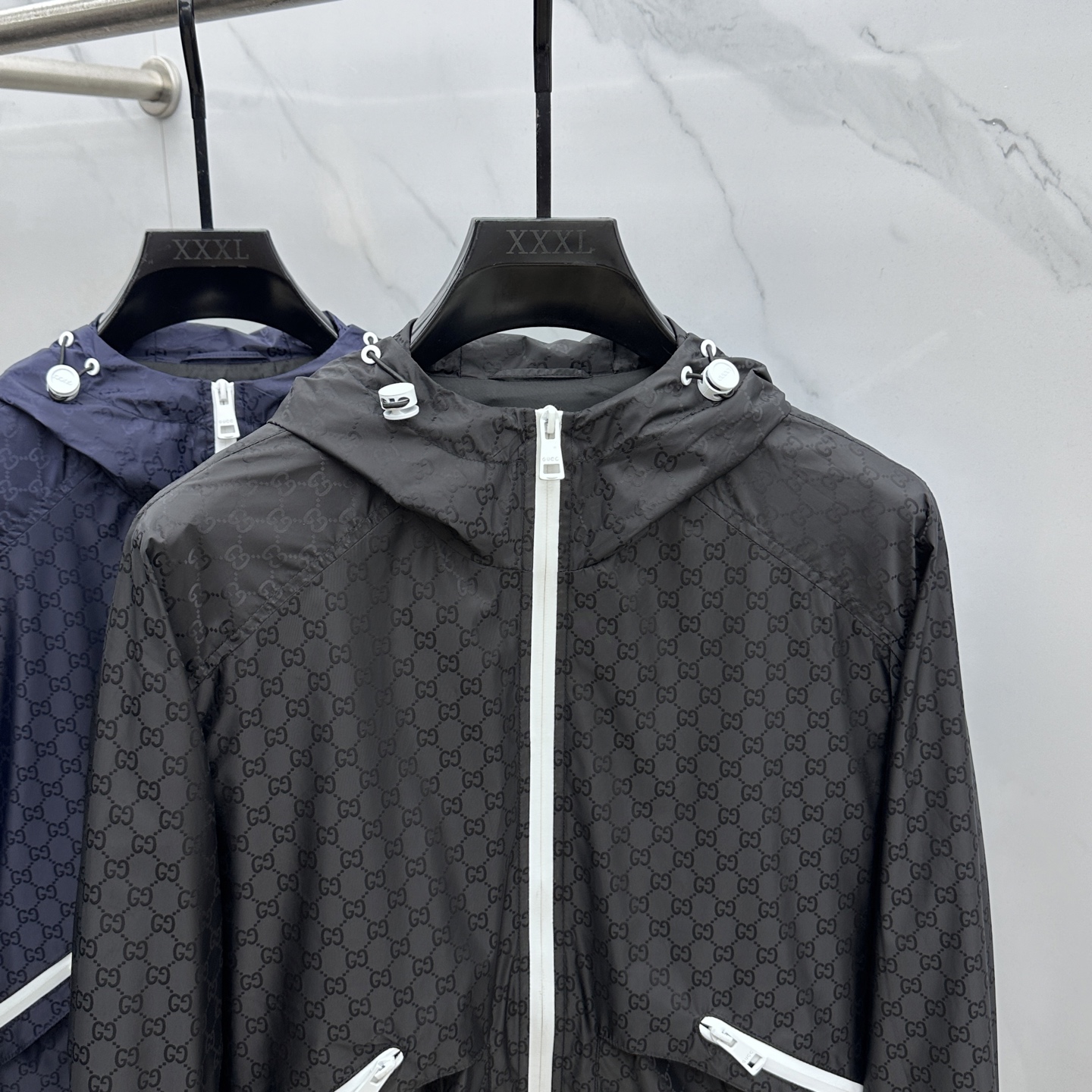 。 🆕Gucci*古驰 2025ss早秋新款古驰连帽夹克外套，双G字母提花面料，秋季爆款外套，穿上就是舒
