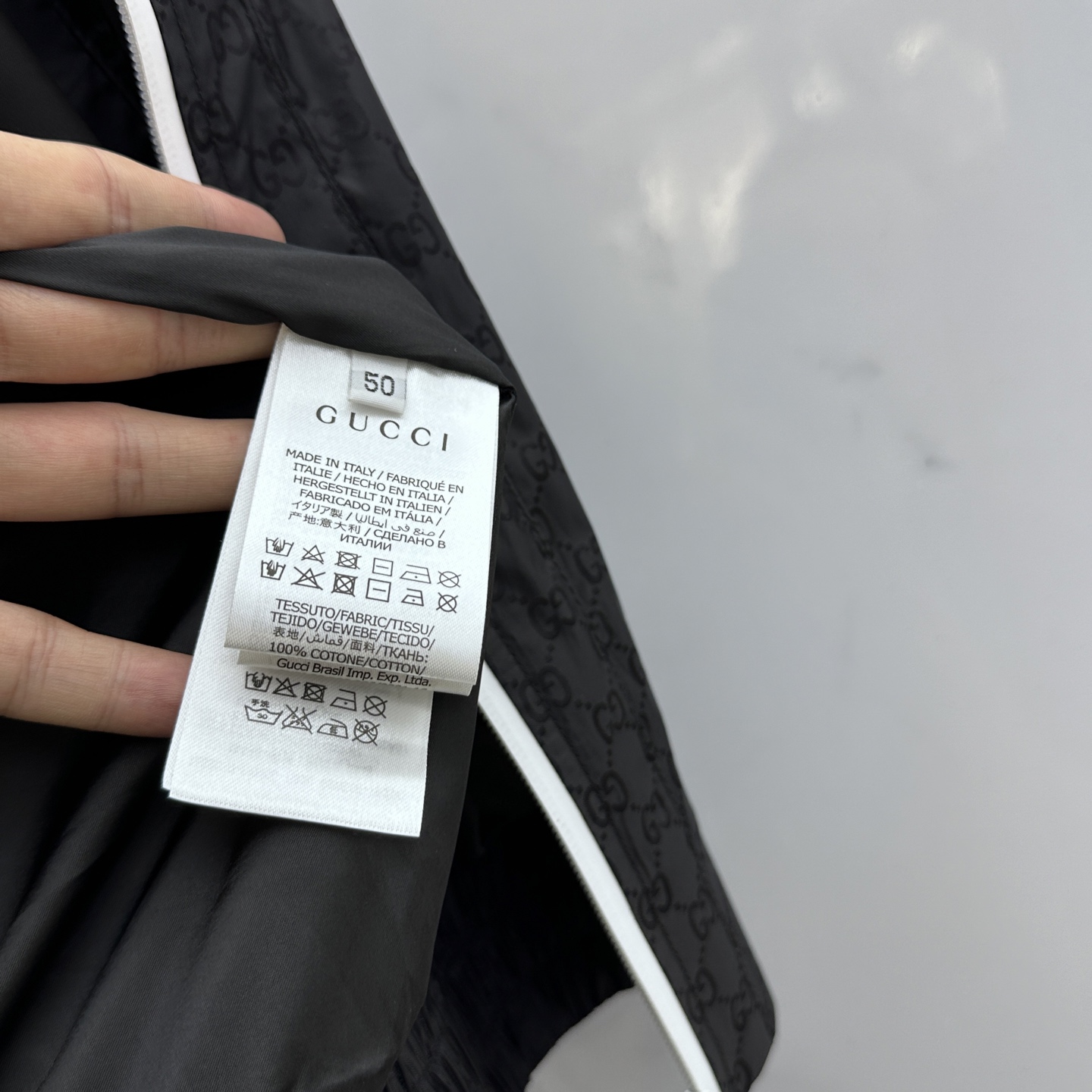 。 🆕Gucci*古驰 2025ss早秋新款古驰连帽夹克外套，双G字母提花面料，秋季爆款外套，穿上就是舒