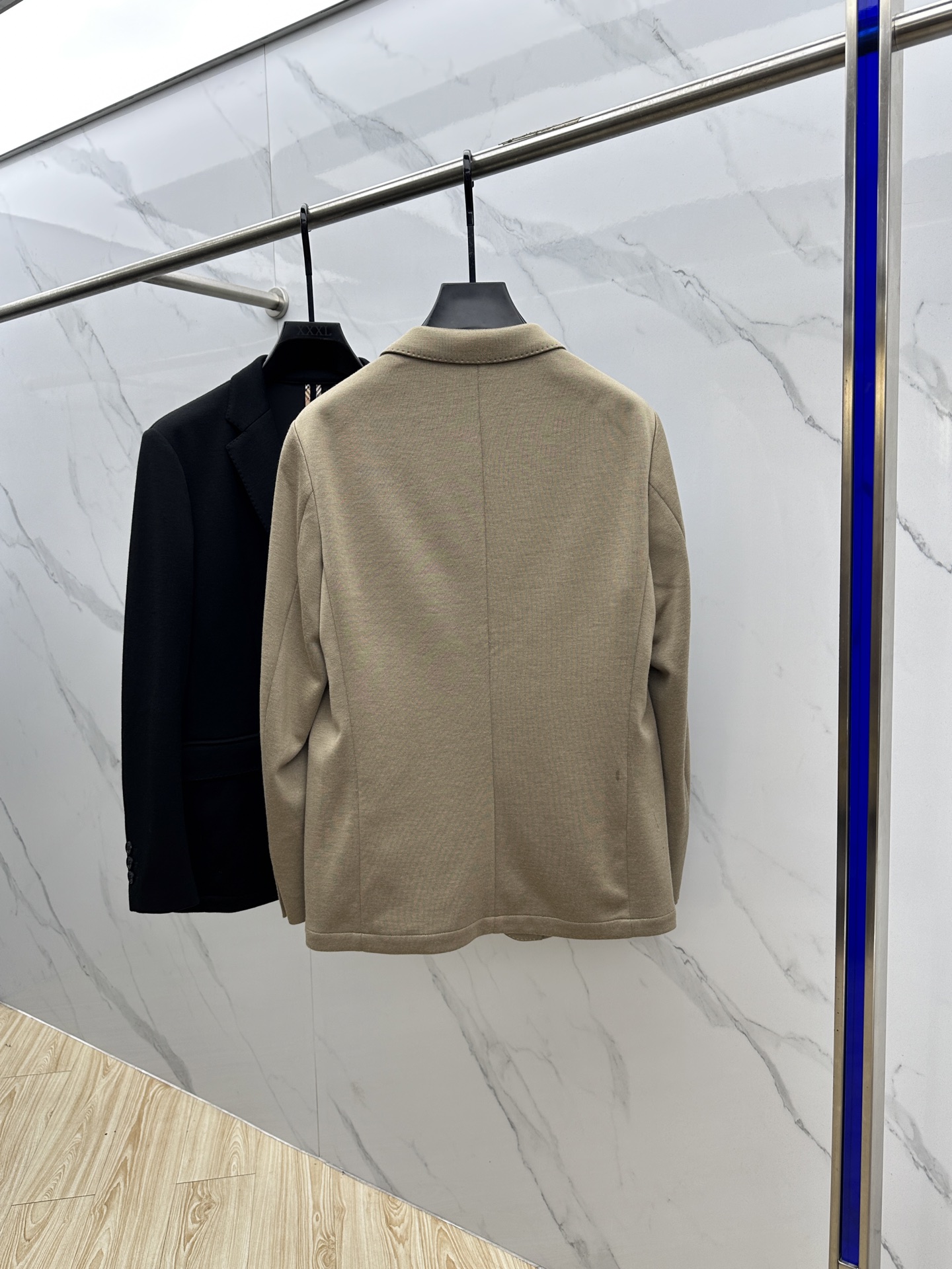 🆕Burberry*巴宝莉 2025ss早秋新款发布❤️巴宝莉西装夹克外套，秋季爆款西装外套，胸前战马l