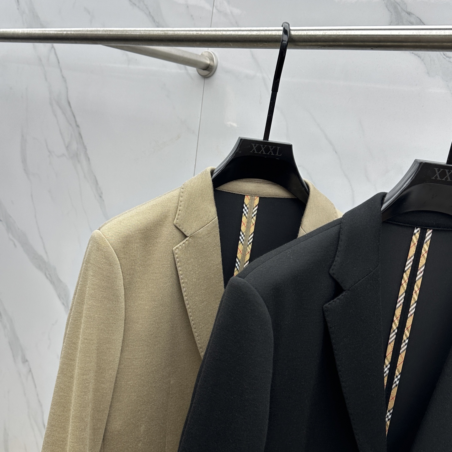 🆕Burberry*巴宝莉 2025ss早秋新款发布❤️巴宝莉西装夹克外套，秋季爆款西装外套，胸前战马l