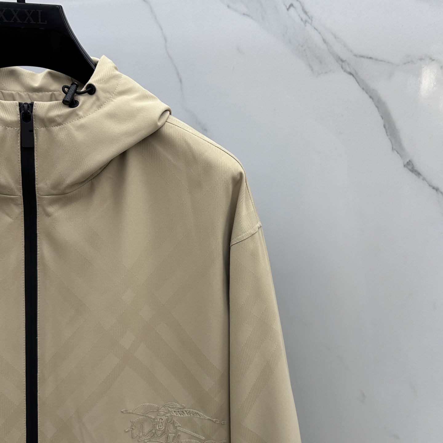 🆕Burberry*巴宝莉 2025ss早秋新款发布 巴宝莉连帽夹克外套，秋季爆款外套，格子提花战马刺绣