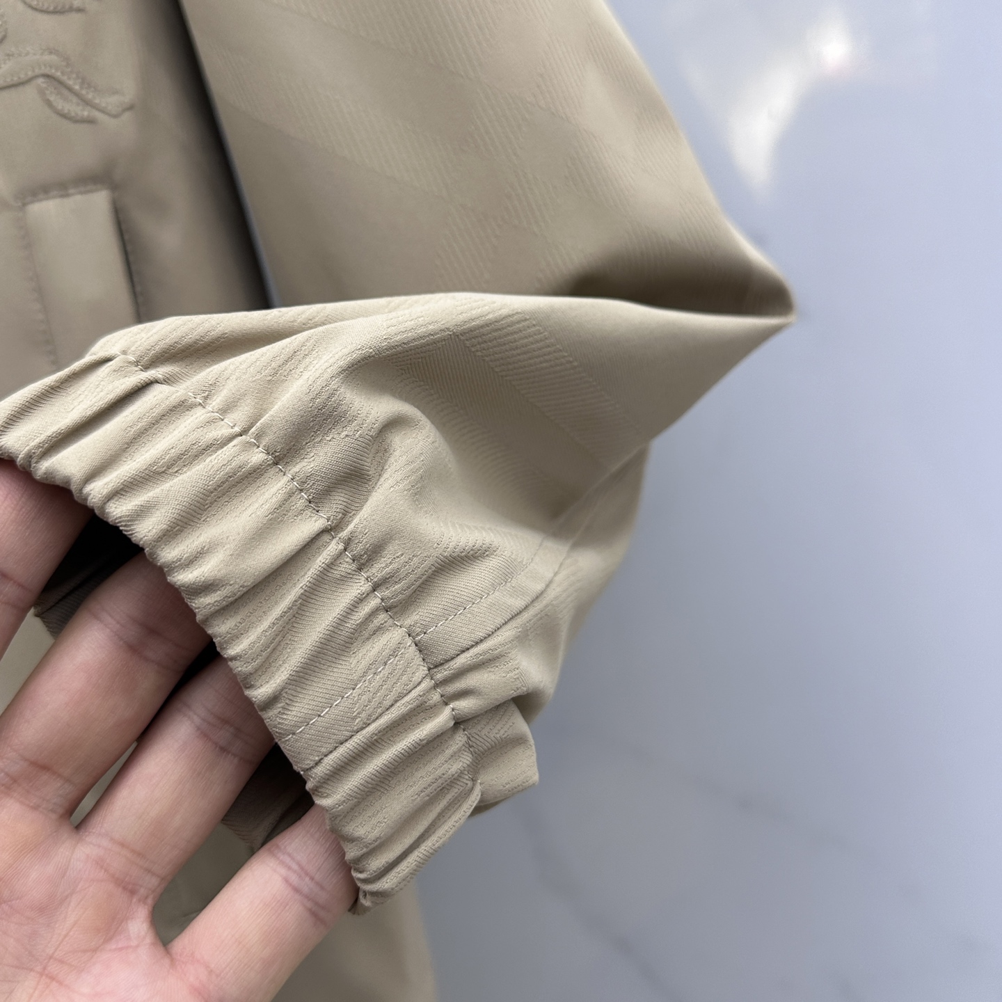 🆕Burberry*巴宝莉 2025ss早秋新款发布 巴宝莉连帽夹克外套，秋季爆款外套，格子提花战马刺绣