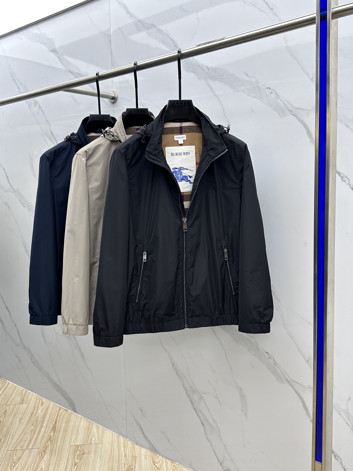 🆕Burberey*巴宝莉 2025ss早秋新款发布❤️巴宝莉连帽夹克外套，秋季爆款夹薄棉夹克，字母lo