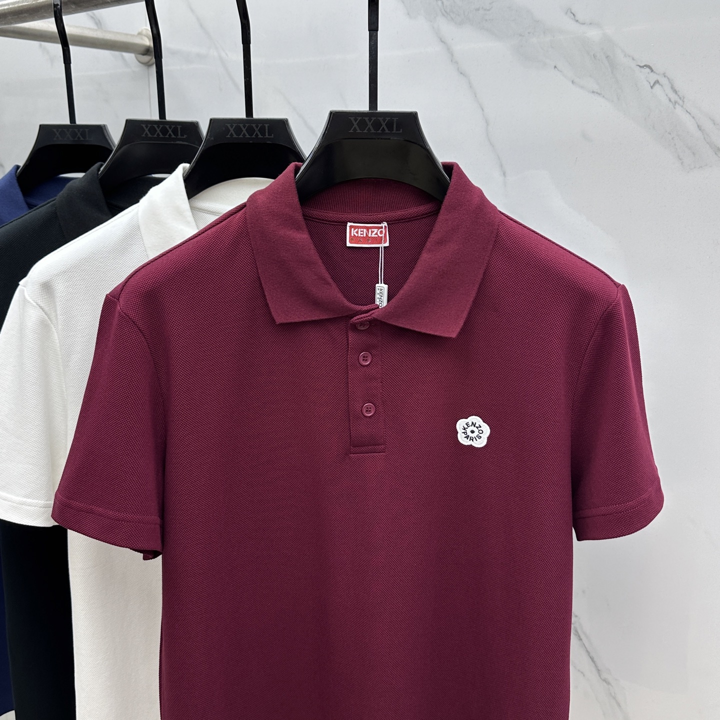  🆕Kenzo 2025春夏新款男士标识短袖Polo衫，延续经典商务休闲翻领POLO恤.该款Polo衫采