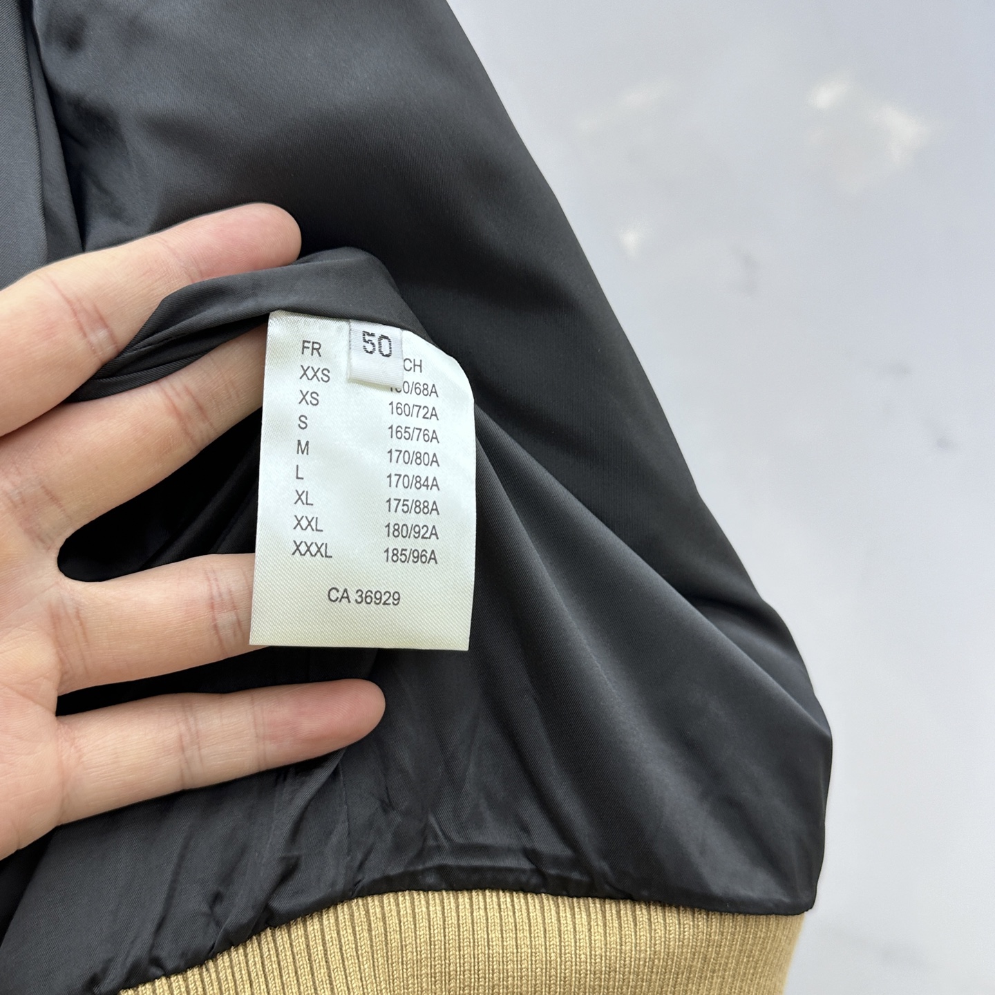 🆕1V*路易威登 2025ss早秋新款发布 驴牌立领夹克外套，秋季爆款外套，Lv金属logo款外套，穿上