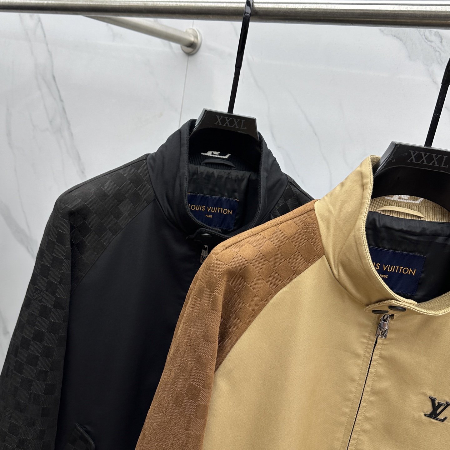 🆕1V*路易威登 2025ss早秋新款发布 驴牌立领夹克外套，秋季爆款外套，Lv金属logo款外套，穿上