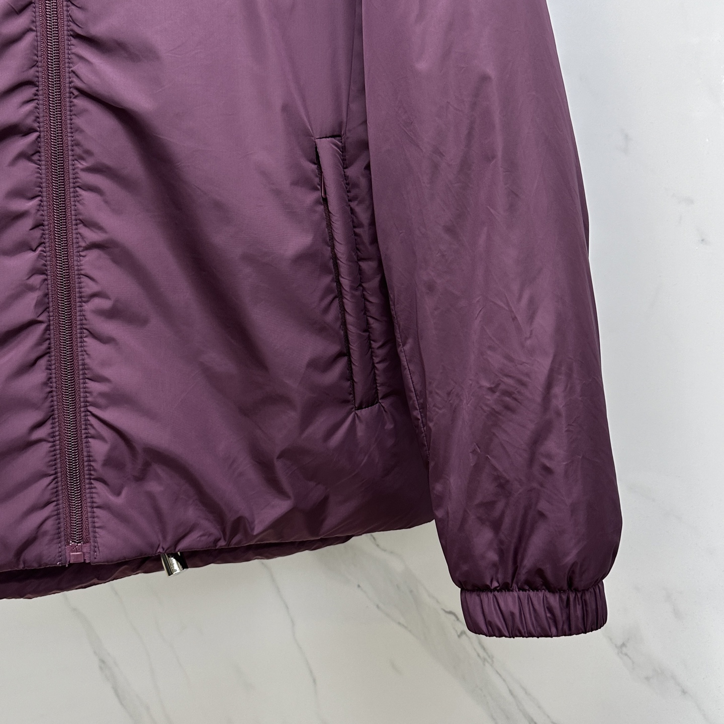  🆕Prada*普拉达 梅西同款。2025秋冬新款🆕羽绒服 原版订制五金配件全进口原版定制 欢迎对比 绝