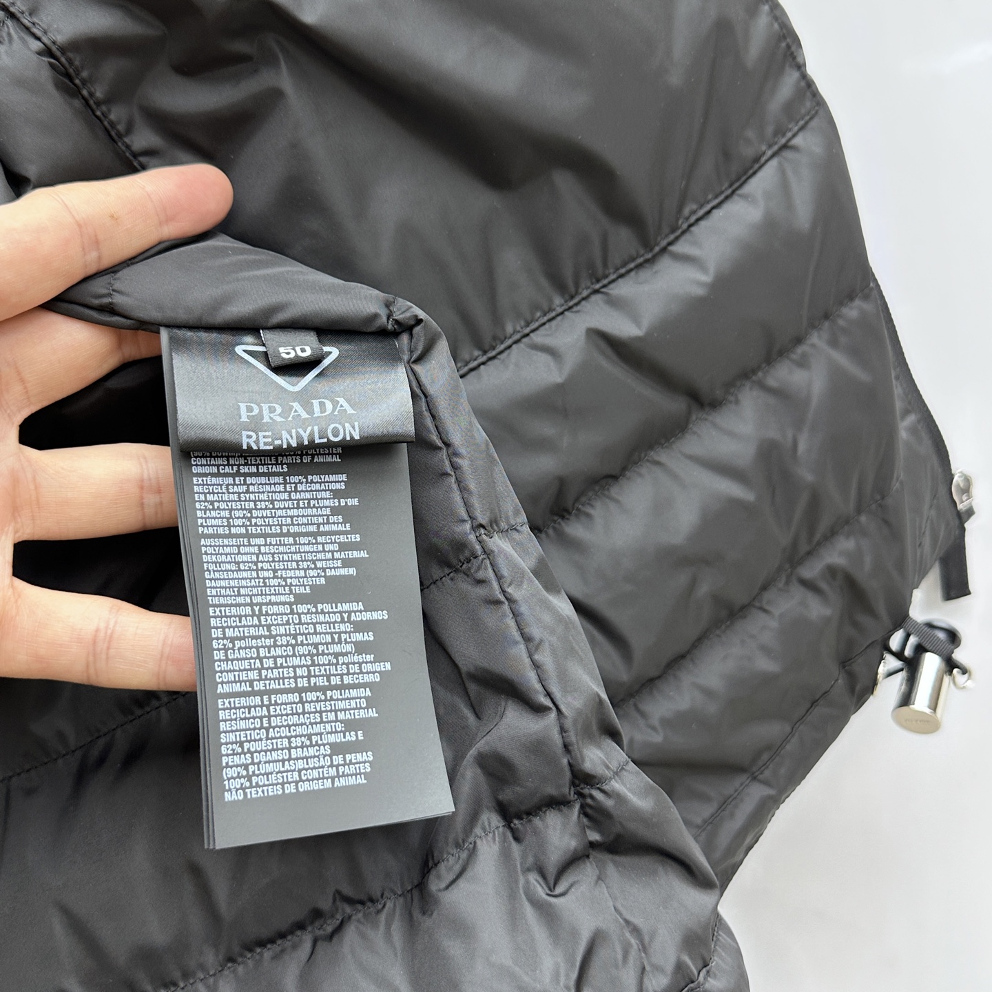  🆕Prada*普拉达 梅西同款。2025秋冬新款🆕羽绒服 原版订制五金配件全进口原版定制 欢迎对比 绝