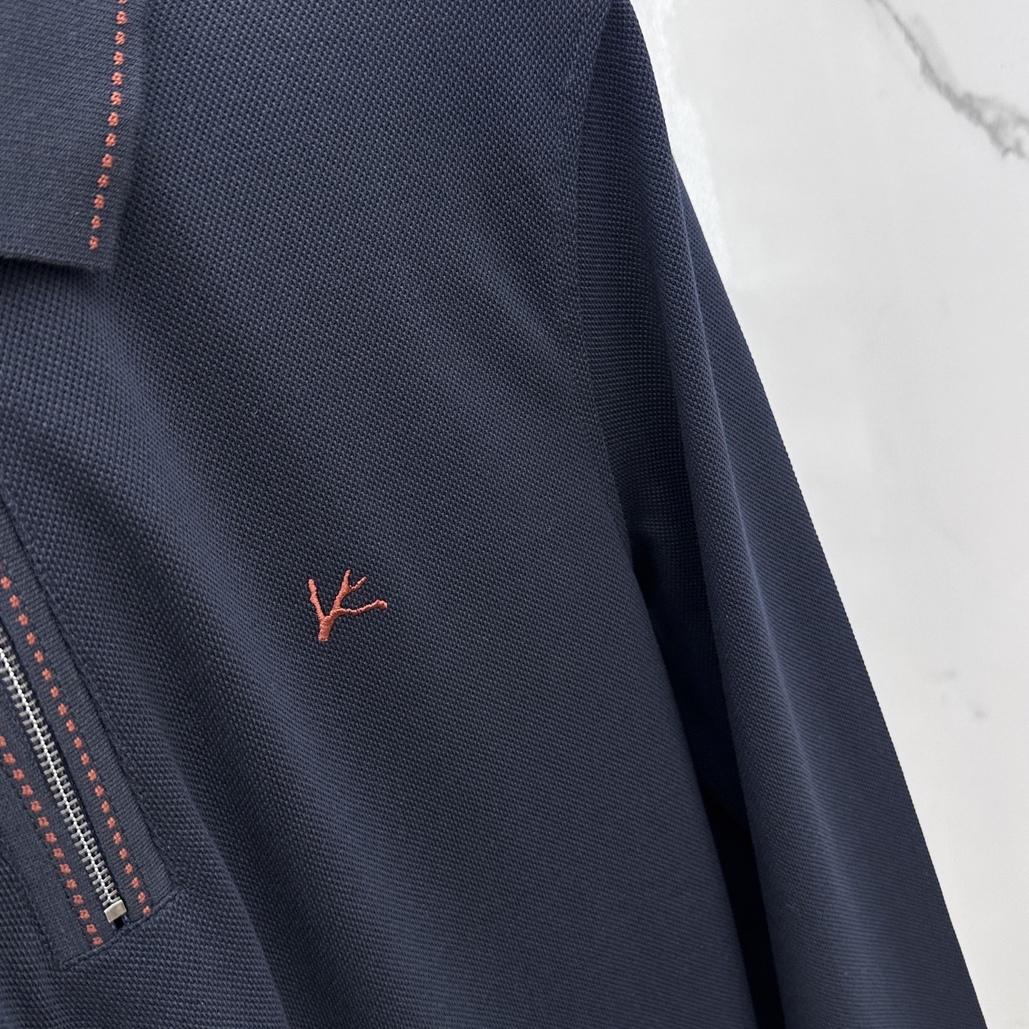 🆕ISAIA 意大利品牌 2025秋冬新款男士标识短袖Polo衫，延续经典商务休闲翻领POLO恤.该款P