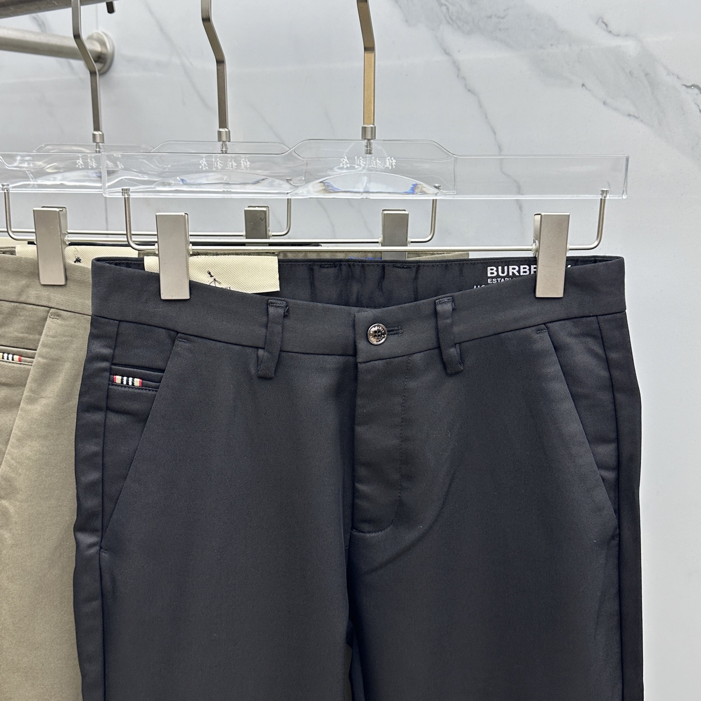 🆕Burberry*巴宝莉 2025早秋新品休闲裤西裤，官网同步发售，裤身工艺设计，进口客供辅料、面料定