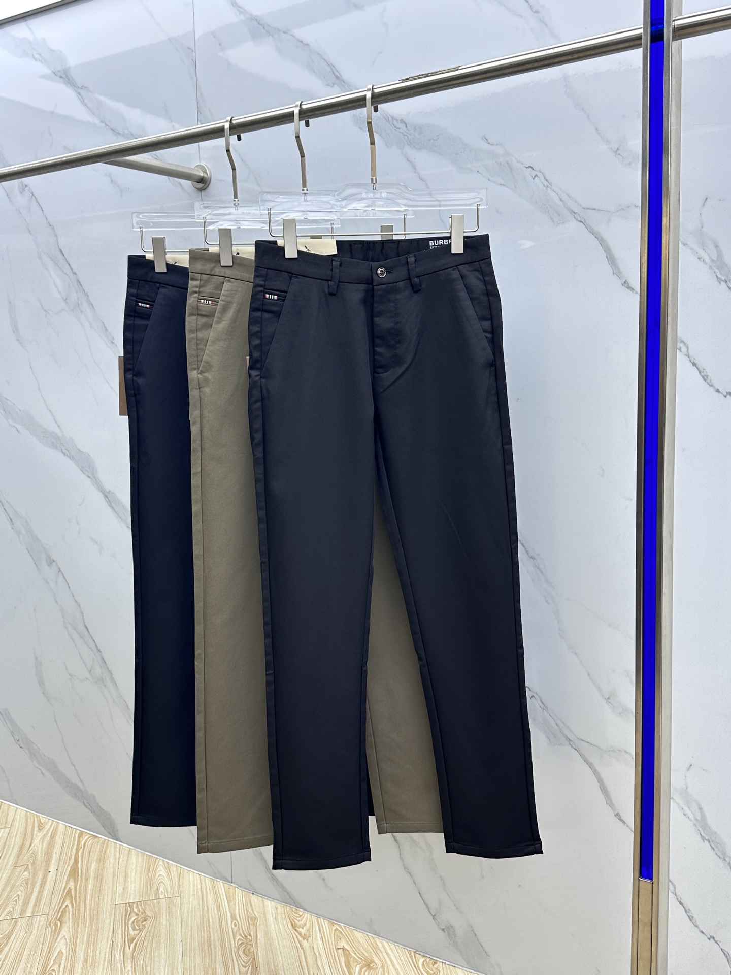 🆕Burberry*巴宝莉 2025早秋新品休闲裤西裤，官网同步发售，裤身工艺设计，进口客供辅料、面料定
