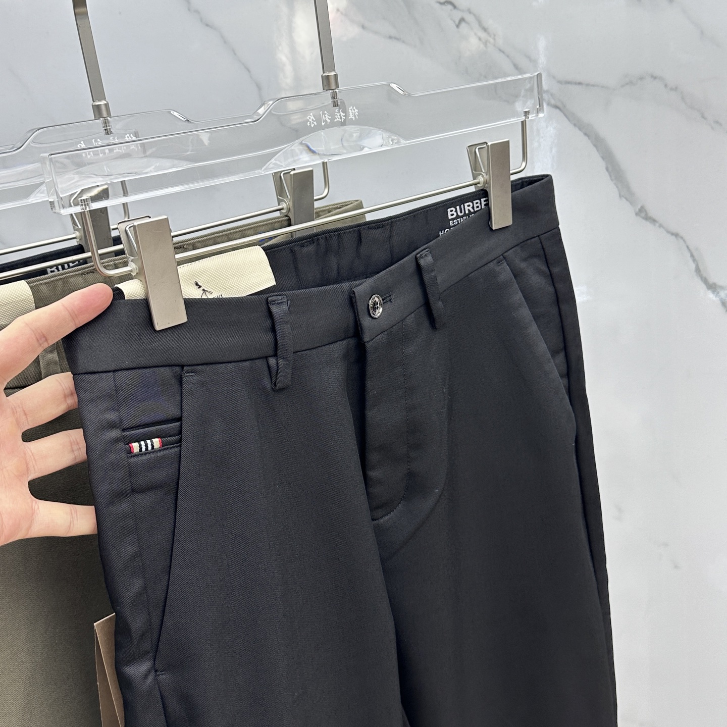 🆕Burberry*巴宝莉 2025早秋新品休闲裤西裤，官网同步发售，裤身工艺设计，进口客供辅料、面料定