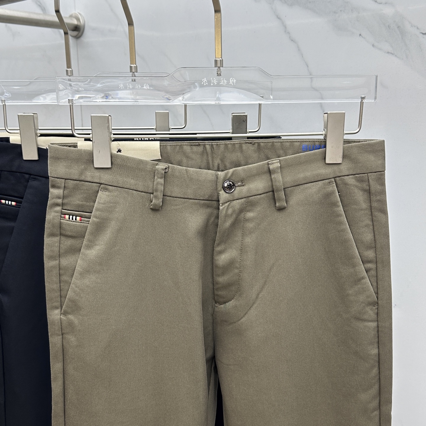 🆕Burberry*巴宝莉 2025早秋新品休闲裤西裤，官网同步发售，裤身工艺设计，进口客供辅料、面料定