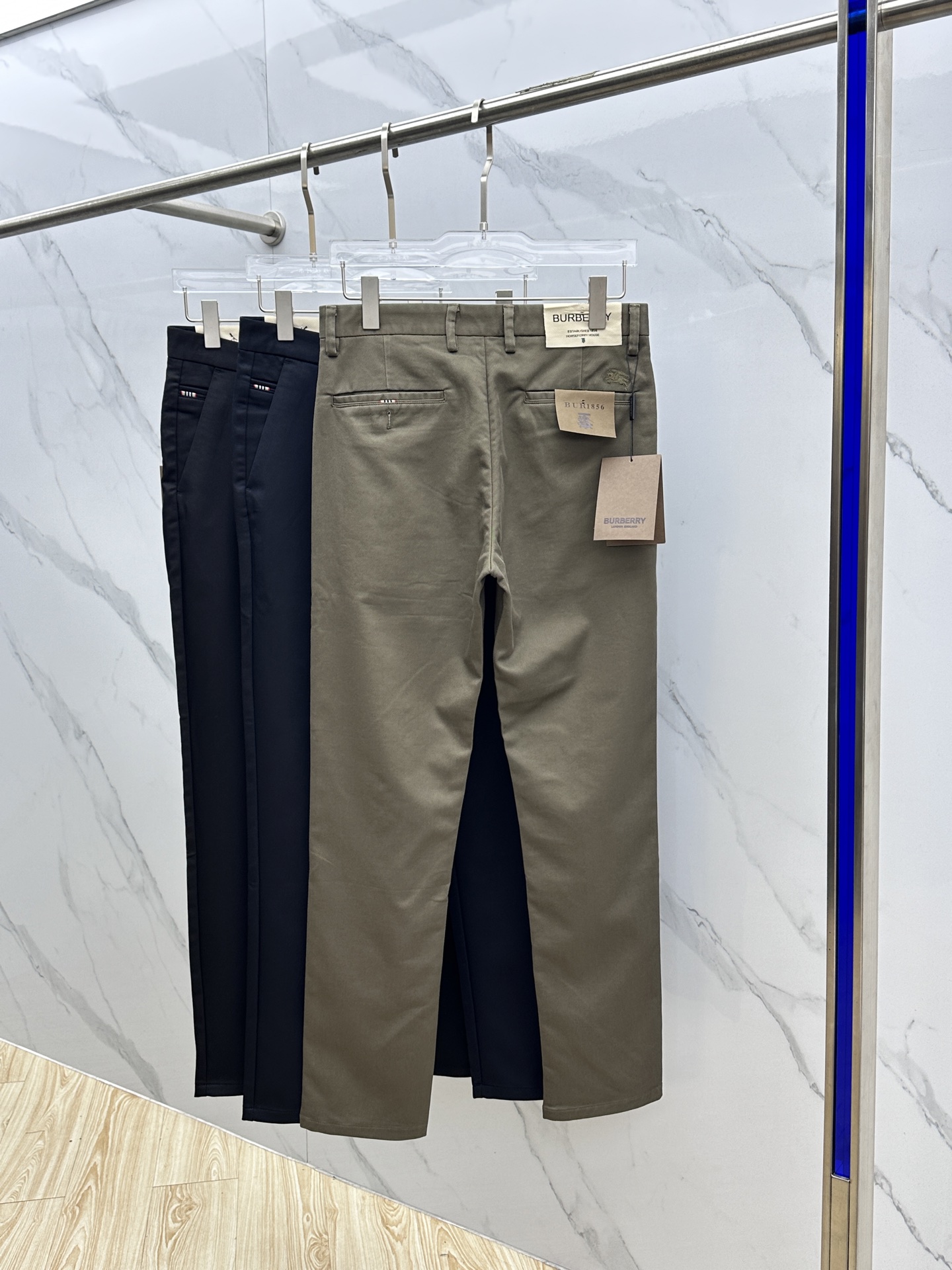 🆕Burberry*巴宝莉 2025早秋新品休闲裤西裤，官网同步发售，裤身工艺设计，进口客供辅料、面料定