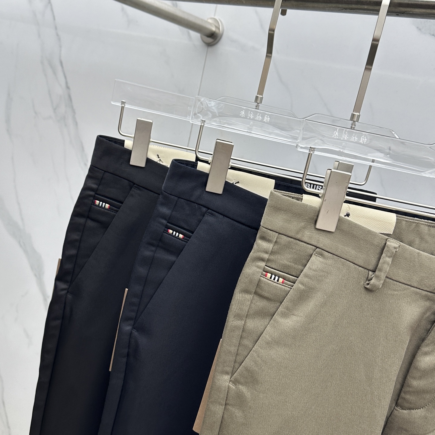 🆕Burberry*巴宝莉 2025早秋新品休闲裤西裤，官网同步发售，裤身工艺设计，进口客供辅料、面料定