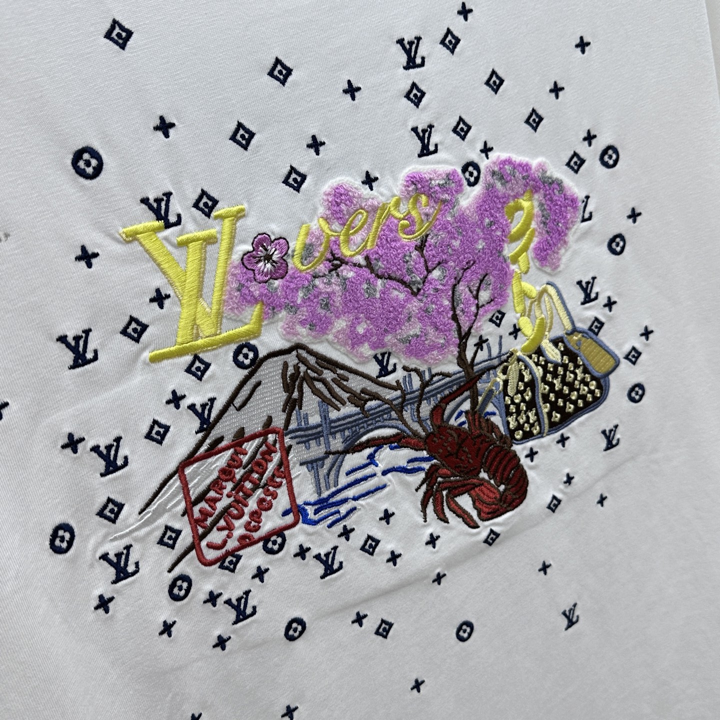  🆕1V*路易威登 25ss新款棉质 T 恤撷取 Pharrell Williams 与 Nigo 为 