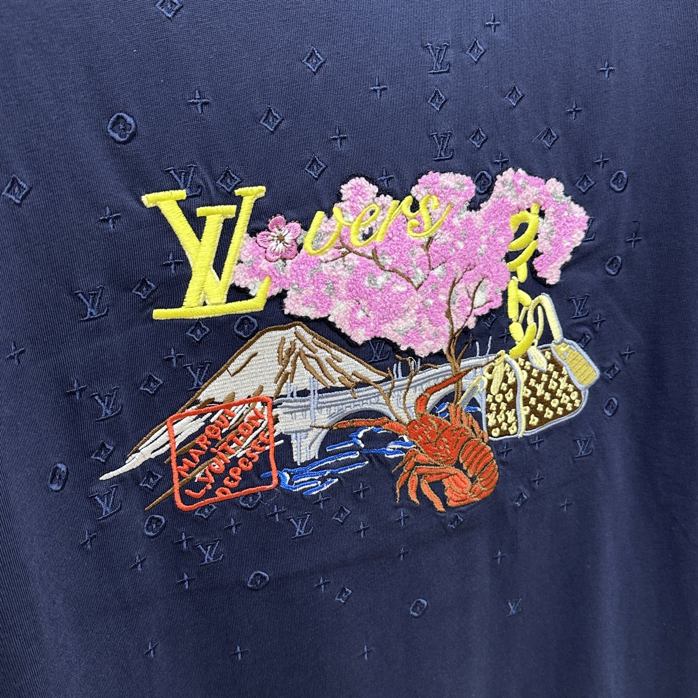  🆕1V*路易威登 25ss新款棉质 T 恤撷取 Pharrell Williams 与 Nigo 为 