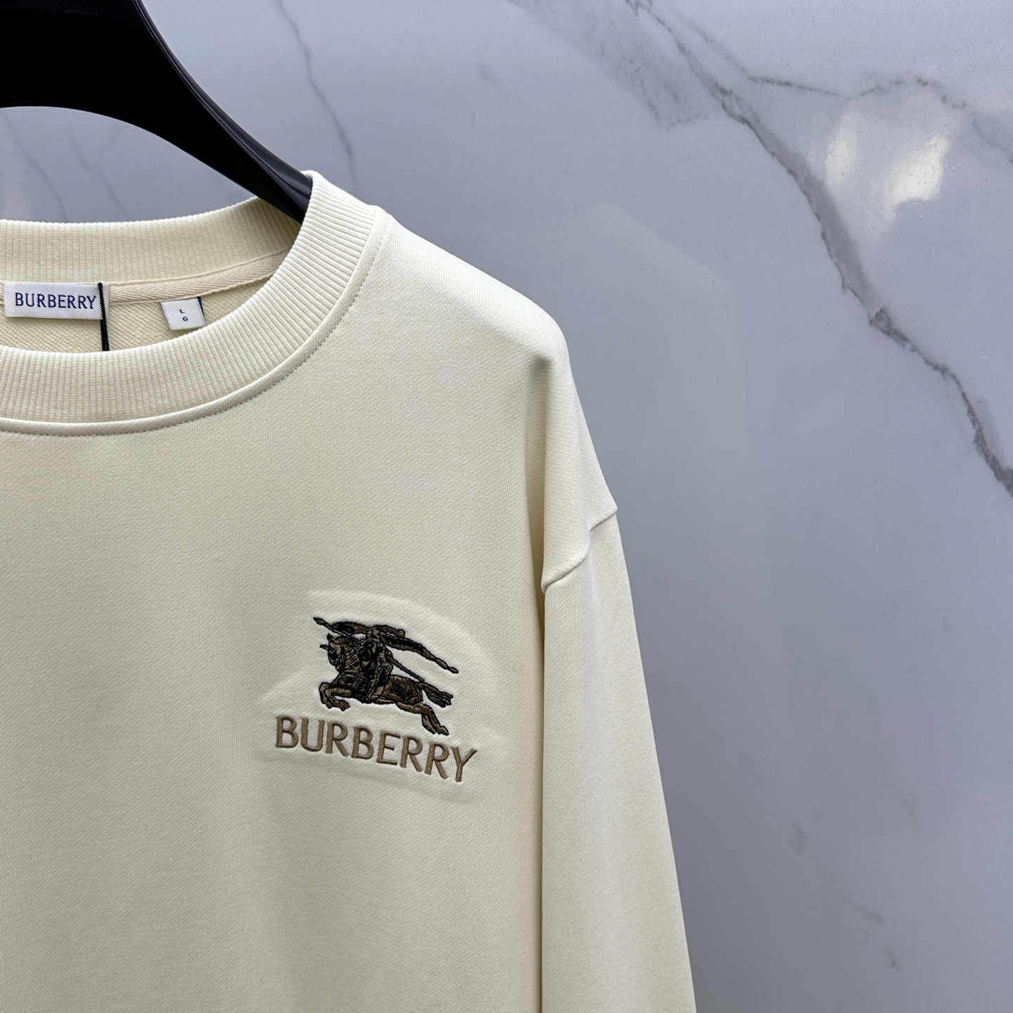  🆕Burberry*巴宝莉 2025早秋新款 经典格纹拼接纯棉圆领卫衣，拼接撞色设计， 独有的高级格纹