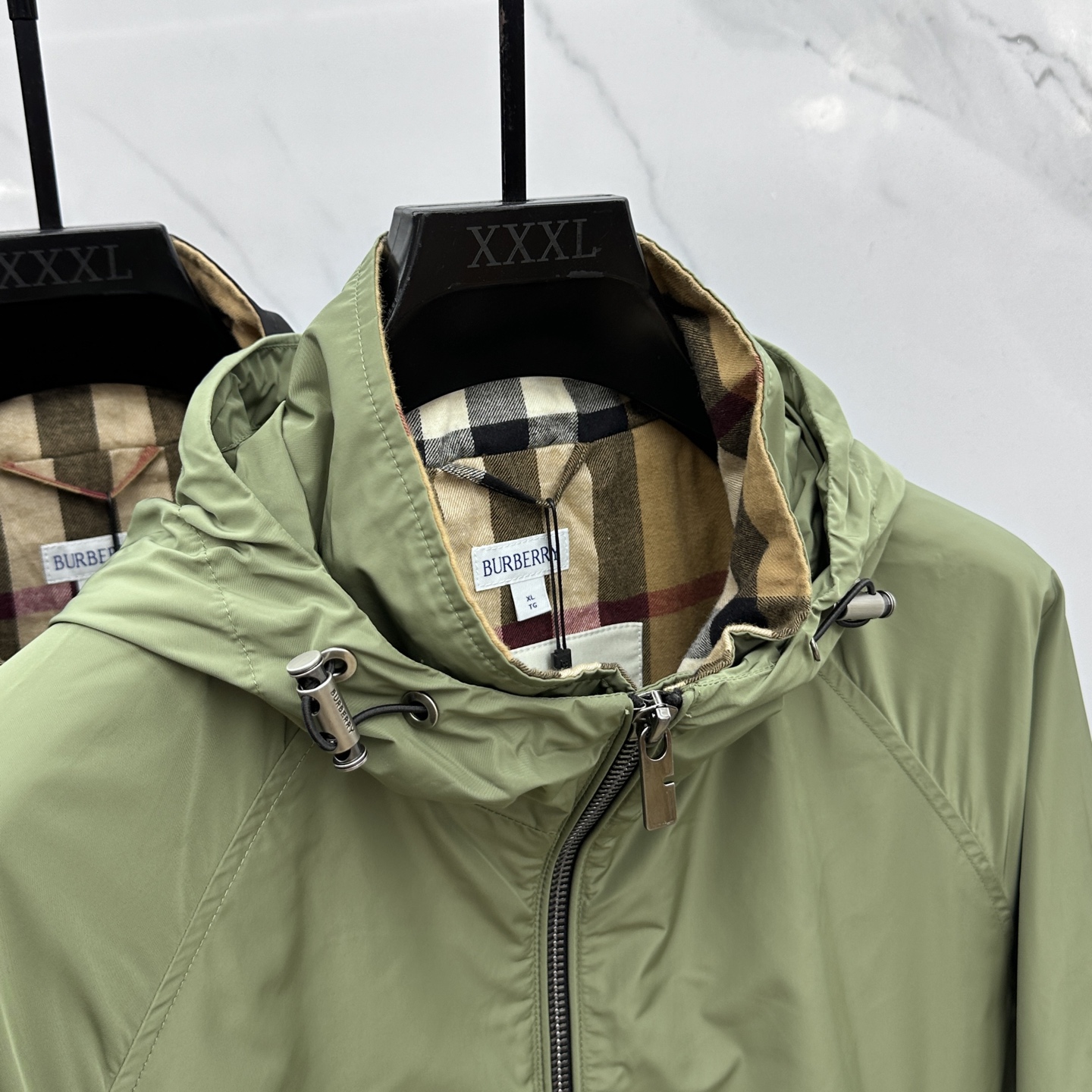Stylish Sports Jackets: Berberey *Bubrey 2025 Autumn Collection Review - 图片 4