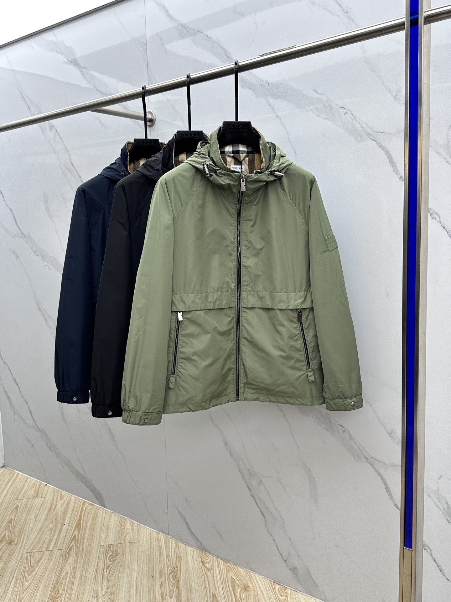 Stylish Sports Jackets: Berberey *Bubrey 2025 Autumn Collection Review - 图片 1