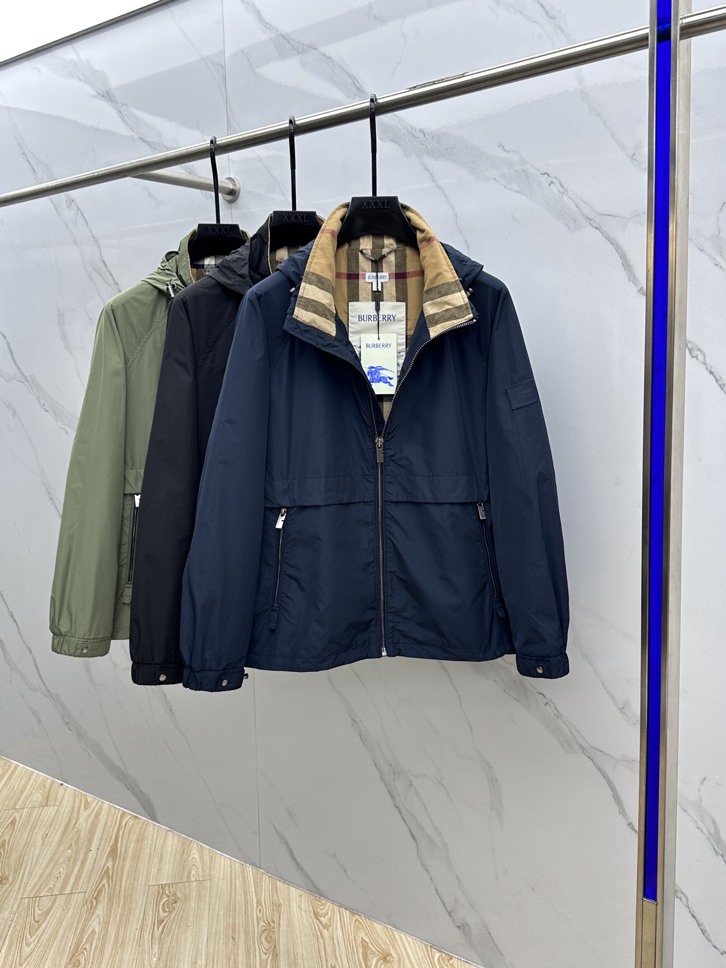 “Berberey Bubrey 2025s New Hat Jackets: Stylish, Comfortable, Durable Sports Item” - 图片 8