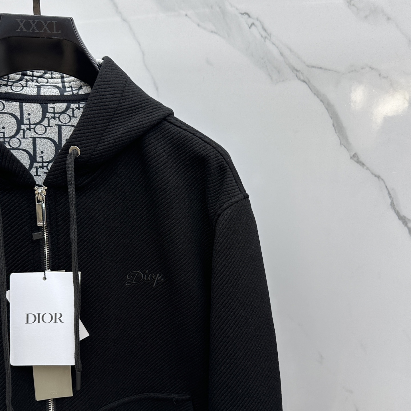 “Dior 2025s New Morning and Autumn Jackets with Letter Logo Embroidery for Daily Wear” - 图片 4