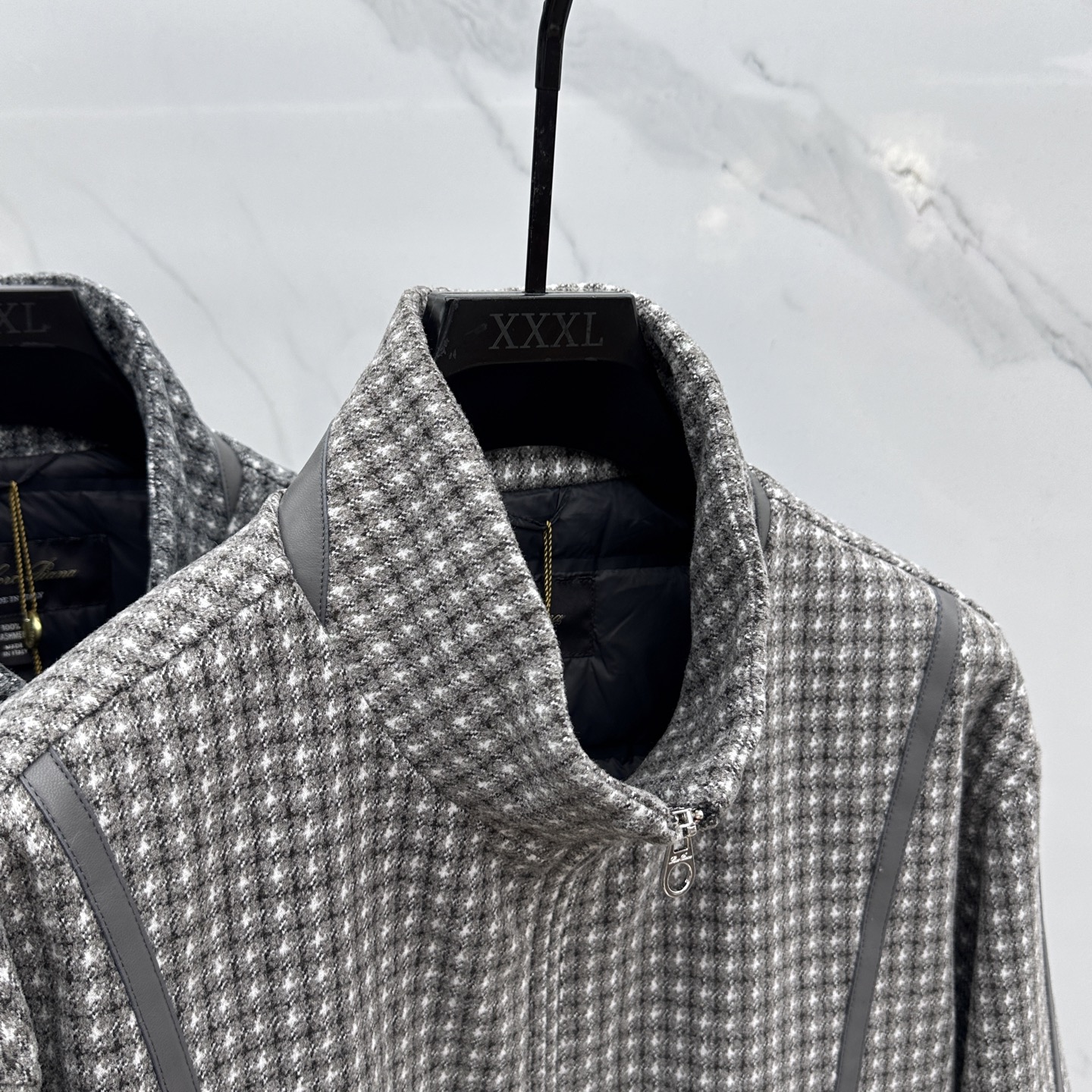  羽绒服🆕Loro Piana 2025ss秋冬新款独家最新时尚秋冬羽绒立领外套。 老钱风经典设计感与颜