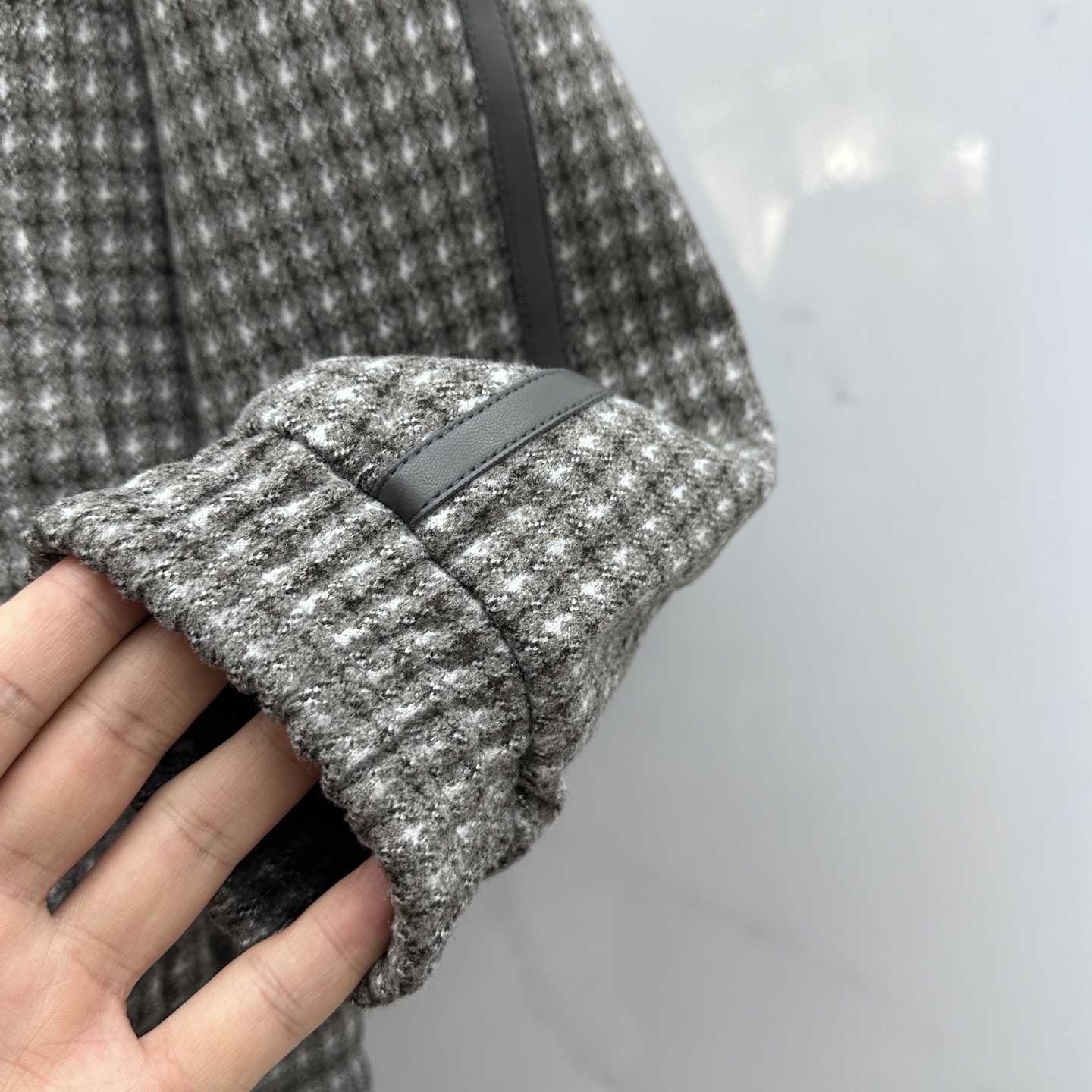  羽绒服🆕Loro Piana 2025ss秋冬新款独家最新时尚秋冬羽绒立领外套。 老钱风经典设计感与颜