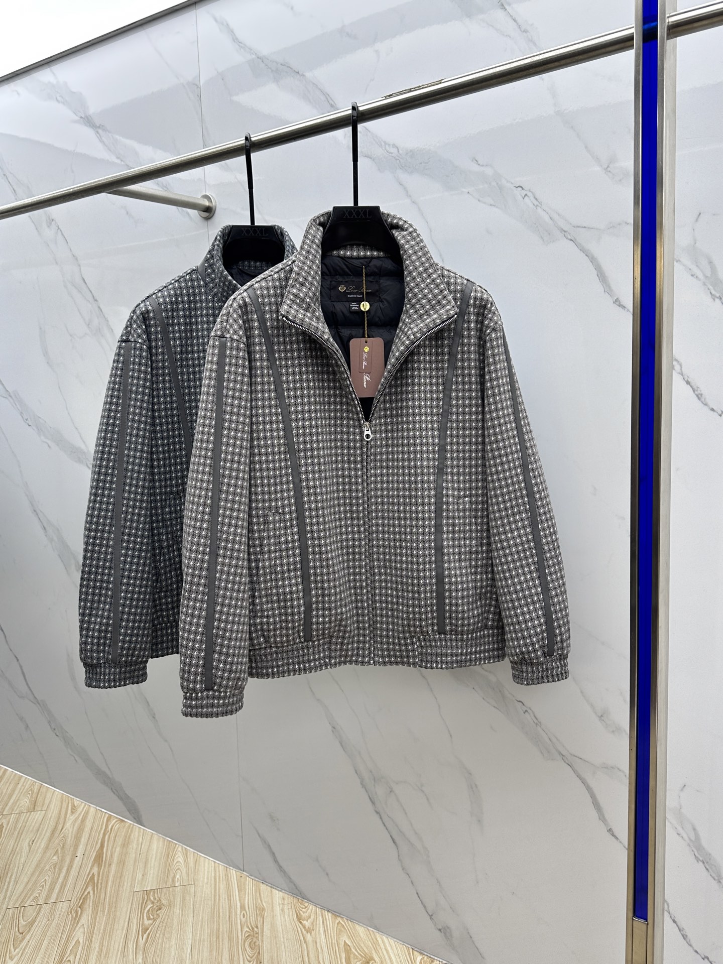  羽绒服🆕Loro Piana 2025ss秋冬新款独家最新时尚秋冬羽绒立领外套。 老钱风经典设计感与颜