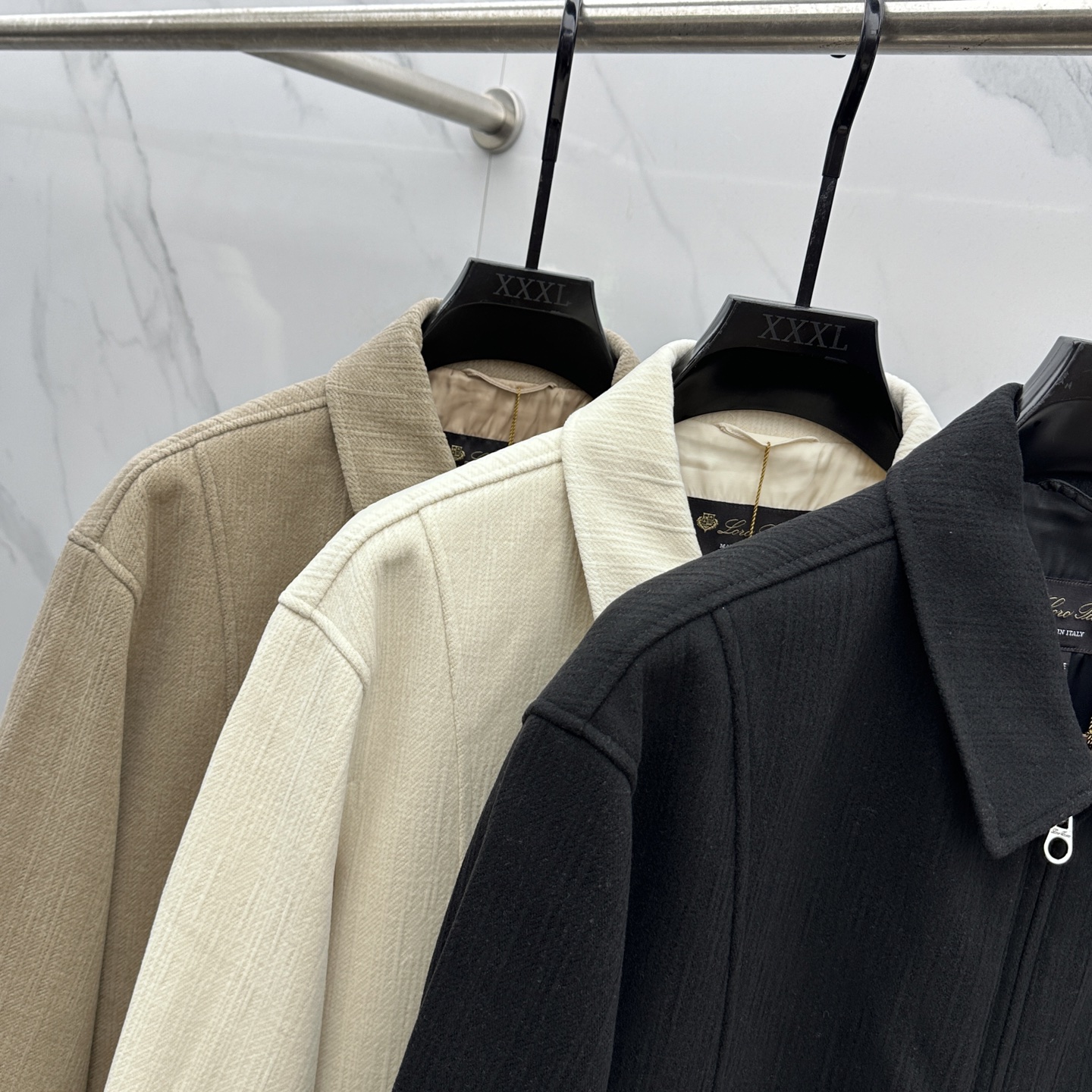 。🆕lP🆕 ss秋冬新款发布 lP🆕翻领夹克外套，秋季爆款夹薄棉夹克，穿上就是舒适自在又显瘦的存在，慵懒