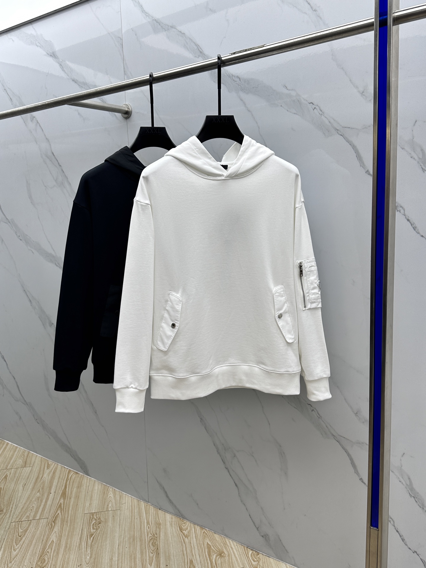 Prada Sudadera con Capucha de Algodón y Nylon Reciclado para Mujer